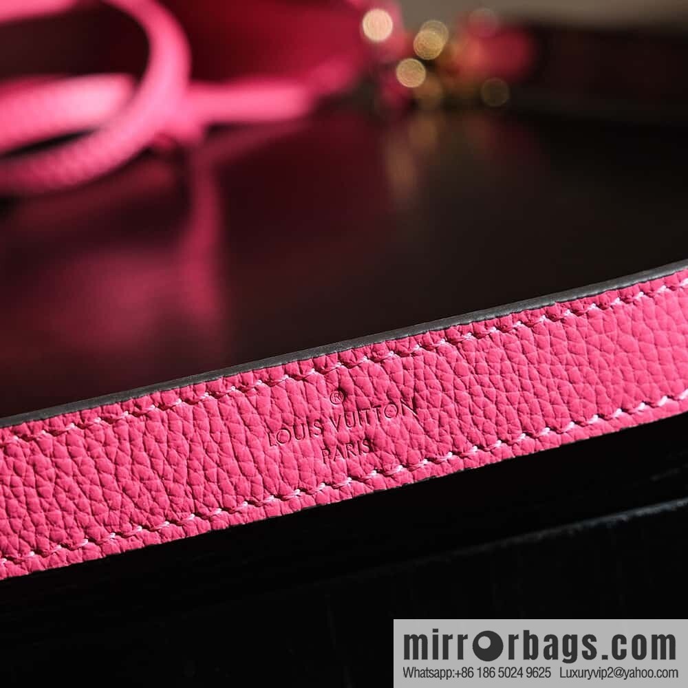 LV 𝐍𝐄𝐕𝐄𝐑𝐅𝐔𝐋𝐋 𝐈𝐍𝐒𝐈𝐃𝐄 𝐁𝐁 Chip Rhombus Code Series #M12106