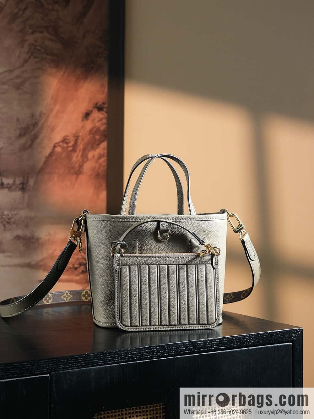 LV 𝐍𝐄𝐕𝐄𝐑𝐅𝐔𝐋𝐋 𝐈𝐍𝐒𝐈𝐃𝐄 𝐁𝐁 chip rhombus code series M12109