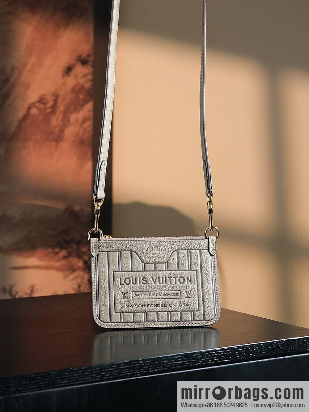LV 𝐍𝐄𝐕𝐄𝐑𝐅𝐔𝐋𝐋 𝐈𝐍𝐒𝐈𝐃𝐄 𝐁𝐁 chip rhombus code series M12109