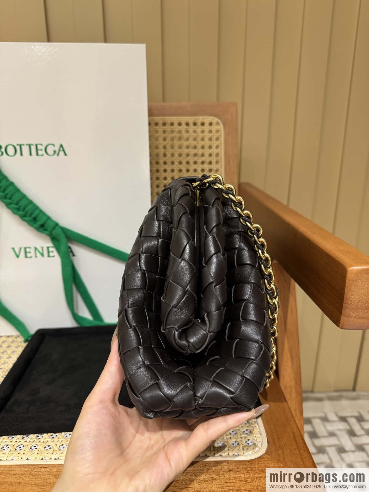 BV Lauren 1980 Chocolate Brown 785807