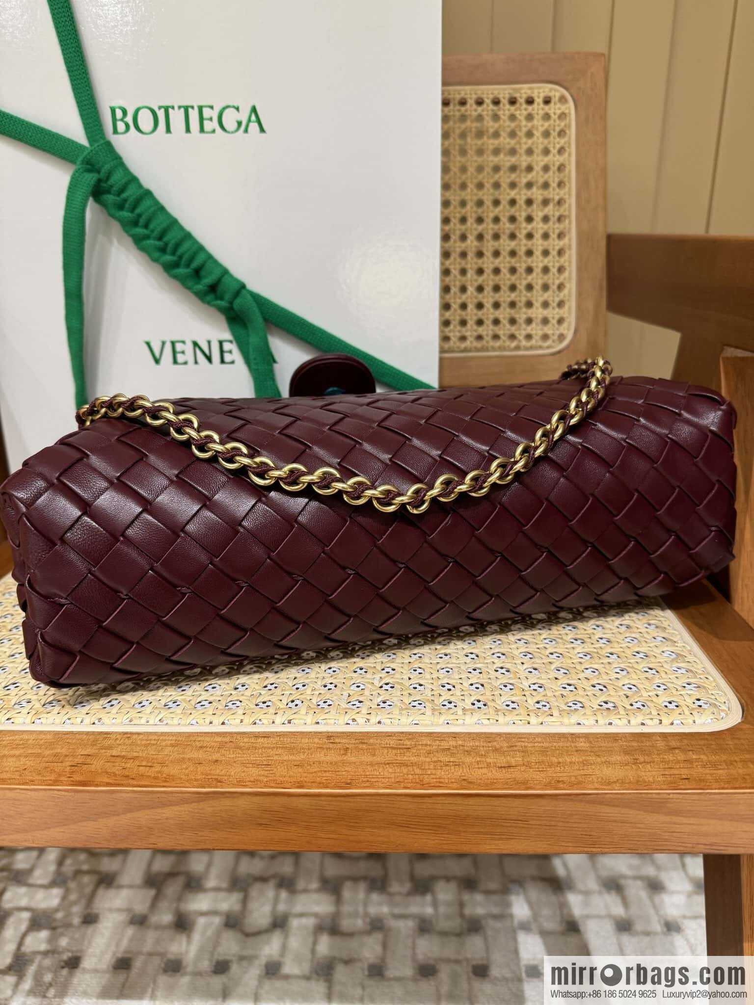 BV Lauren 1980 Barolo 785807