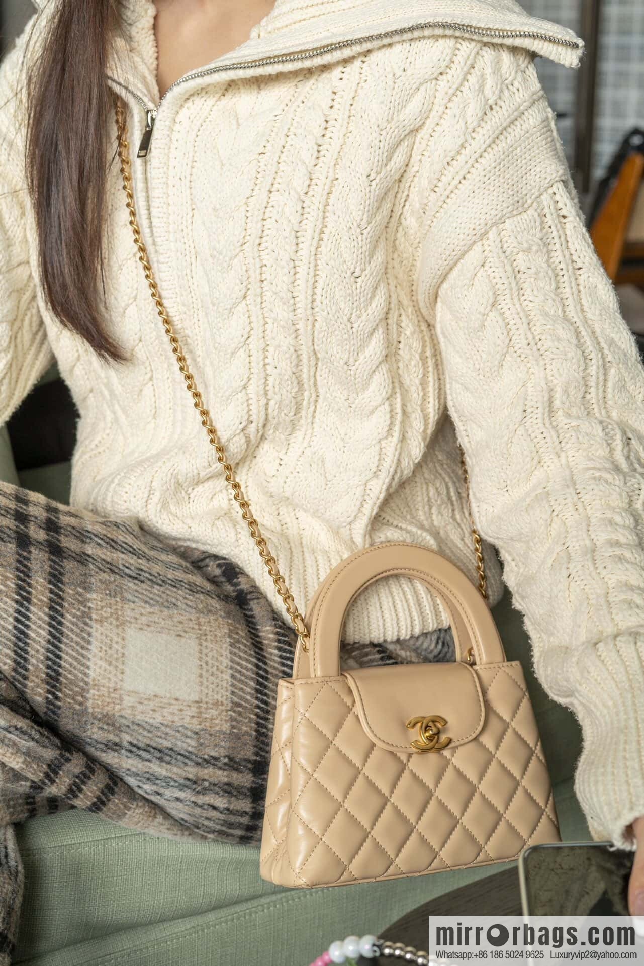 𝐂𝐡𝐚𝐧𝐞𝐥 𝟐𝟓𝐜 early spring new color, milk tea color/large 💛 AS4416