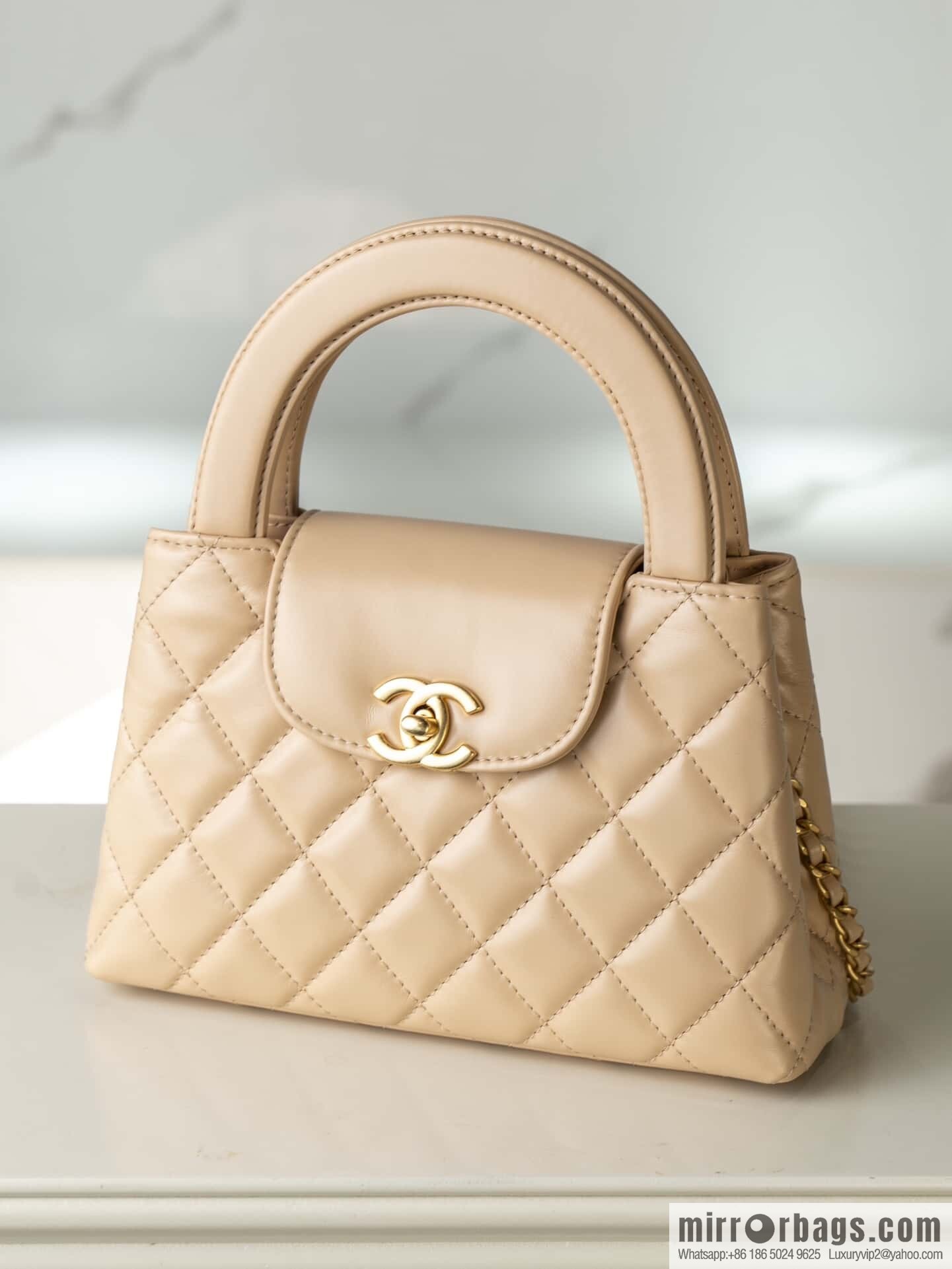 𝐂𝐡𝐚𝐧𝐞𝐥 𝟐𝟓𝐜 early spring new color, milk tea color/large 💛 AS4416