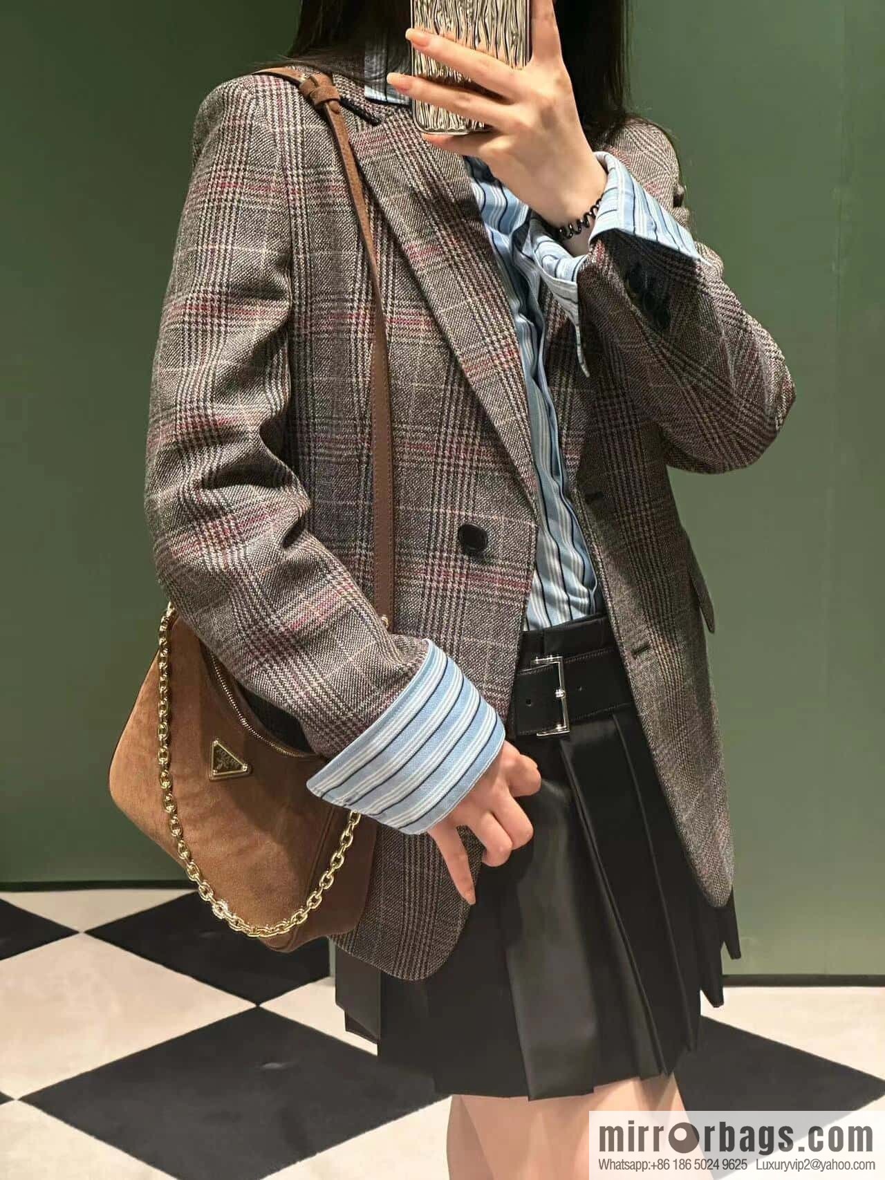 PRADA 🎉 Hobo 🎉 1 BC 204B Hand Carry/Underarm Bag/Crossbody Bag