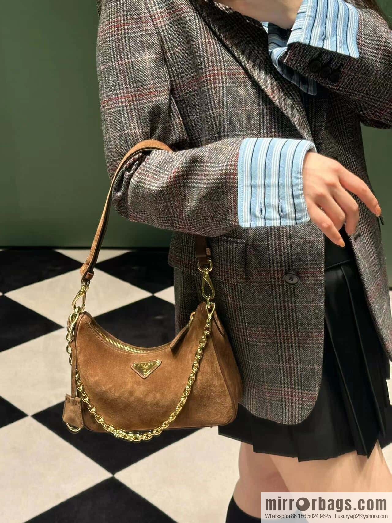 PRADA 🎉 Hobo 🎉 1 BC 204B Hand Carry/Underarm Bag/Crossbody Bag
