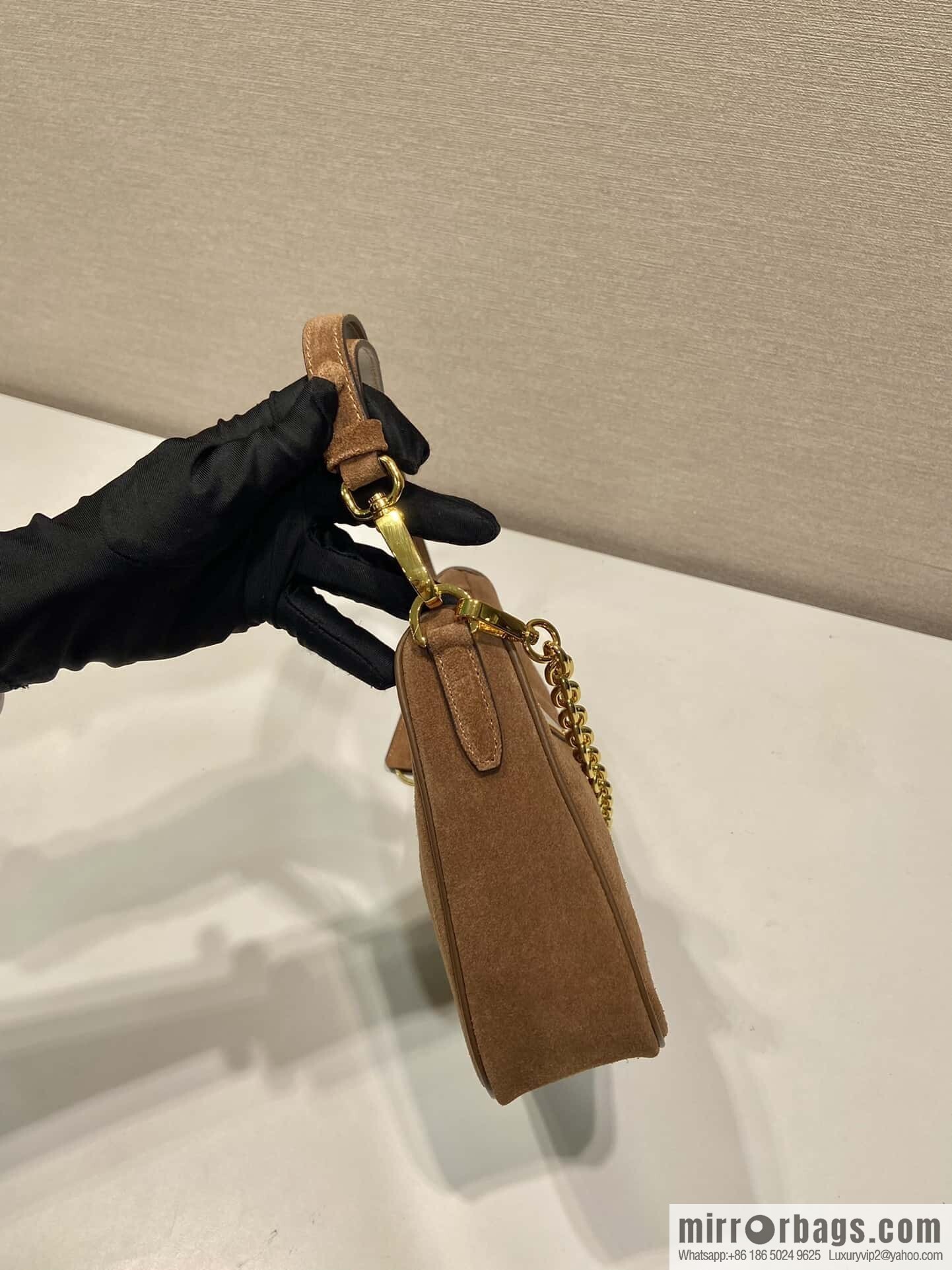 PRADA 🎉 Hobo 🎉 1 BC 204B Hand Carry/Underarm Bag/Crossbody Bag