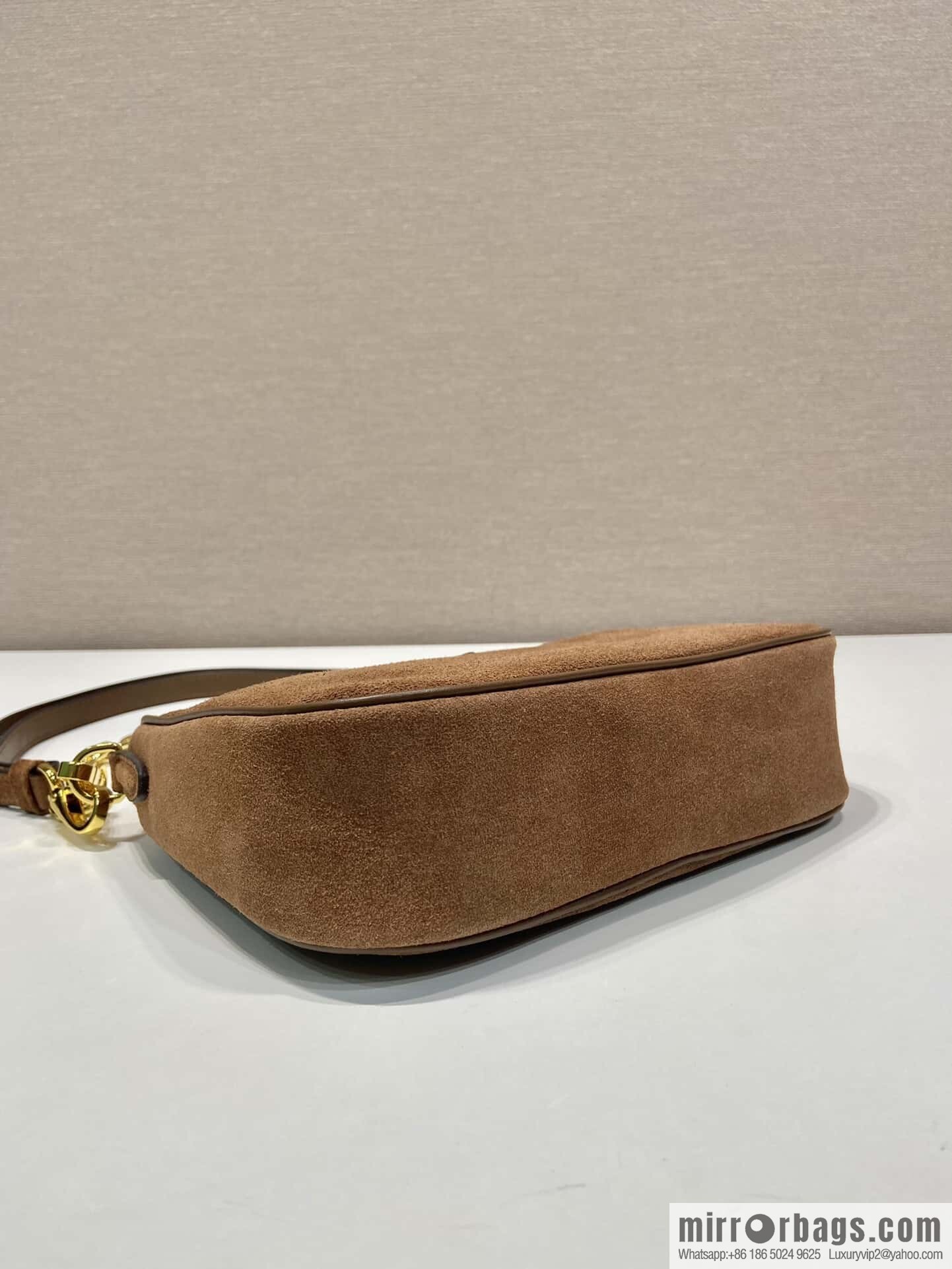 PRADA 🎉 Hobo 🎉 1 BC 204B Hand Carry/Underarm Bag/Crossbody Bag