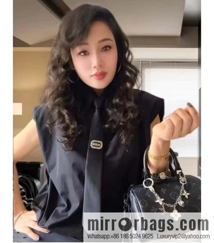 LV 2024 China Qixi Festival speedy18 M24606