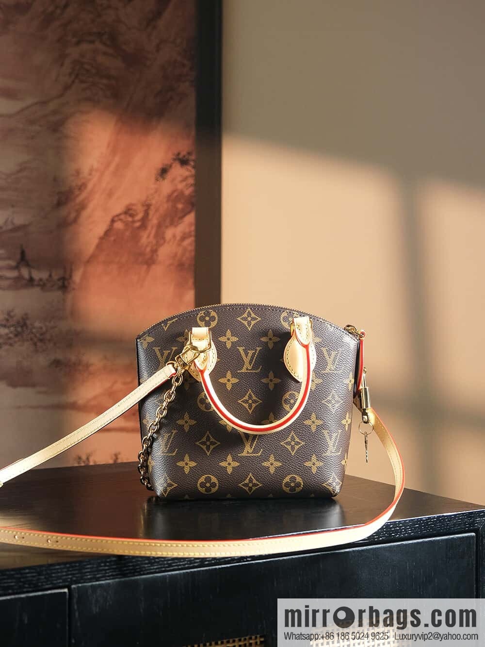 LV 𝐋𝐎𝐂𝐊𝐈𝐓 𝐁𝐁 Chip Rhombus Code Series #M