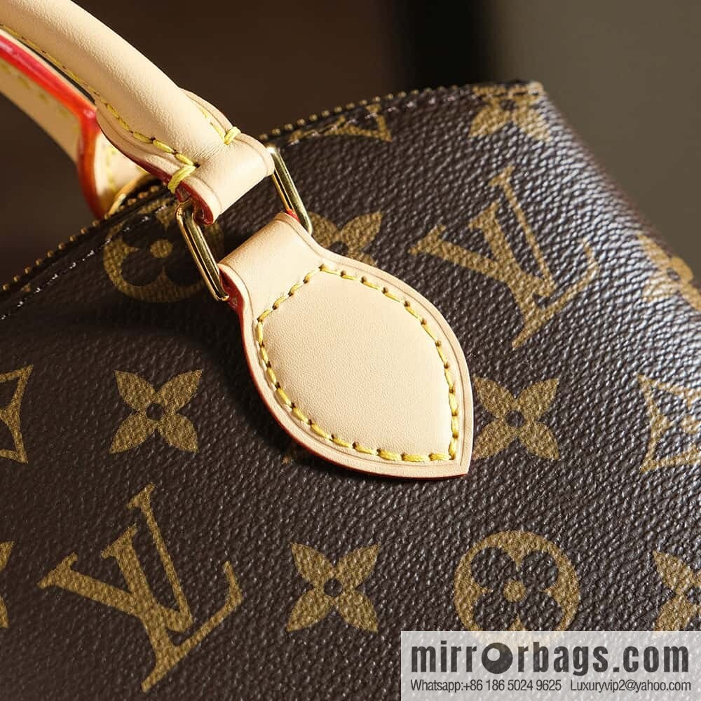 LV 𝐋𝐎𝐂𝐊𝐈𝐓 𝐁𝐁 Chip Rhombus Code Series #M