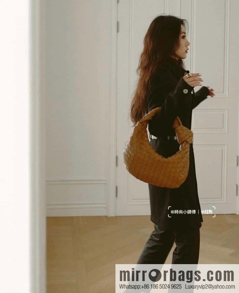 BV Jodie Shoulder Backpack 600261 Caramel