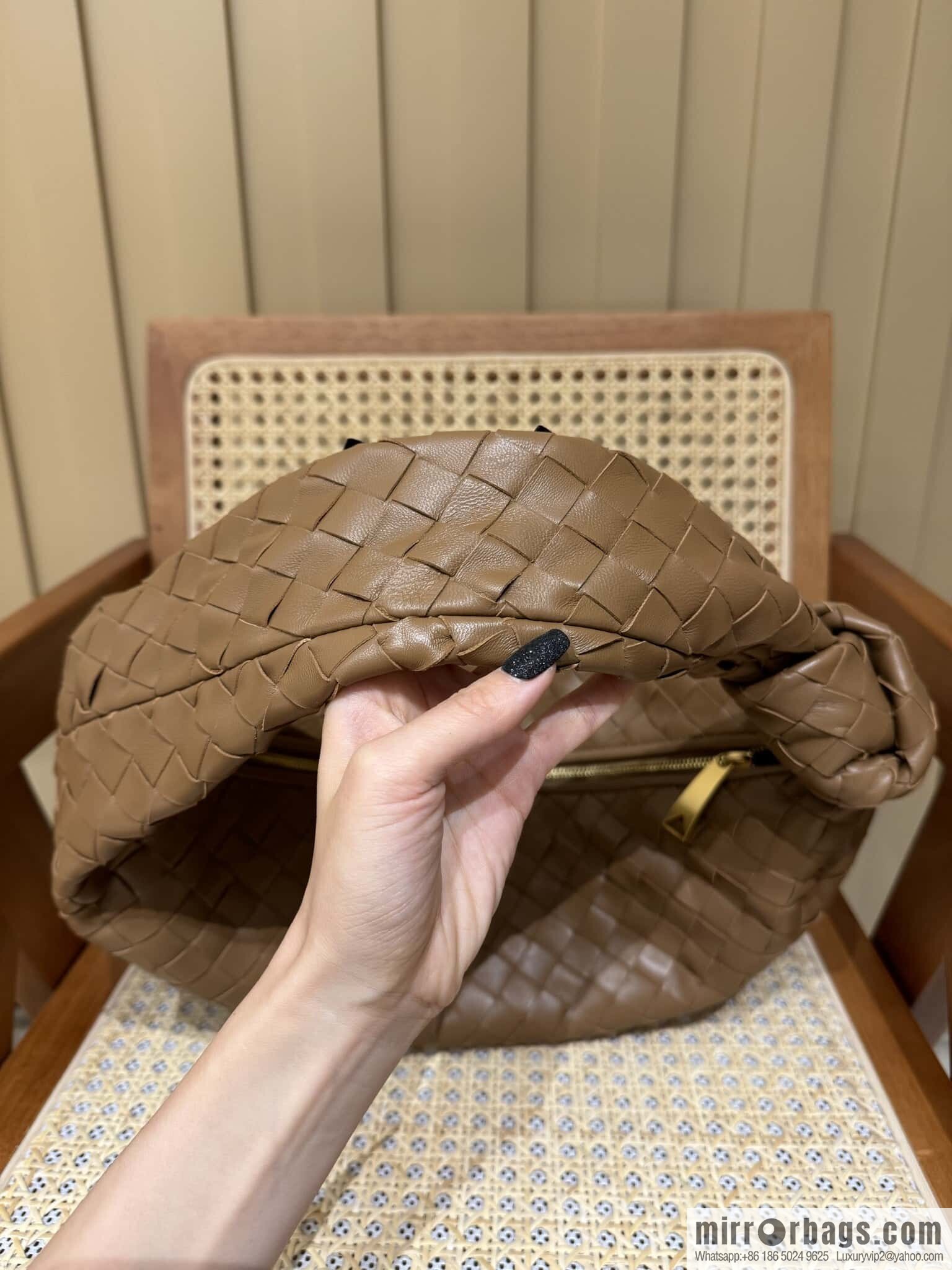 BV Jodie Shoulder Backpack 600261 Caramel