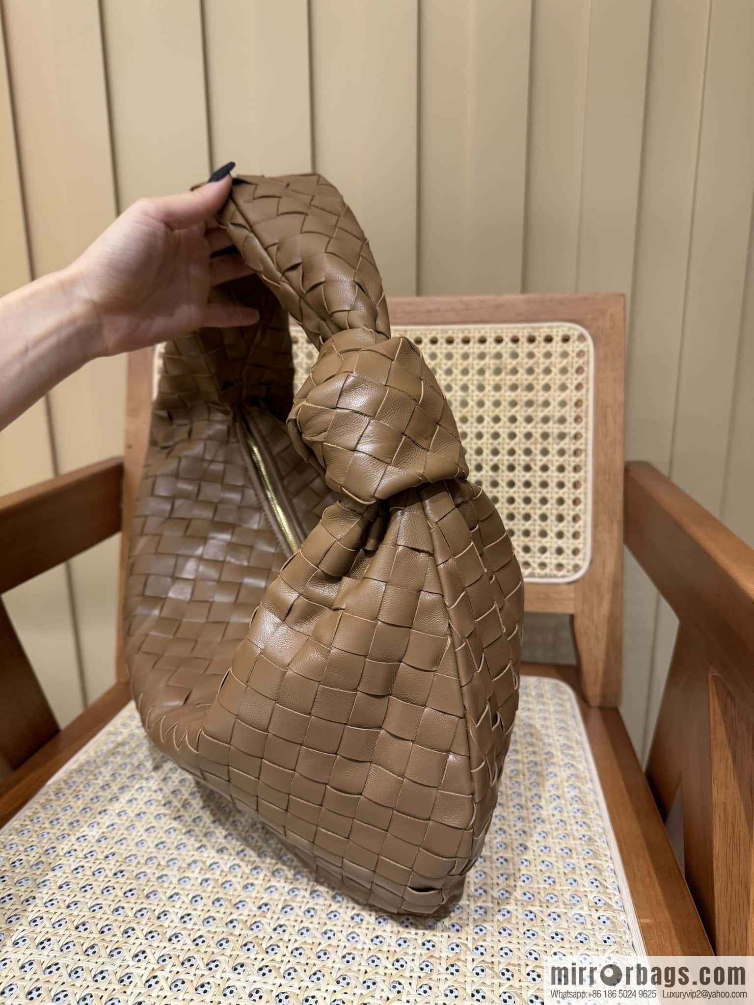 BV Jodie Shoulder Backpack 600261 Caramel