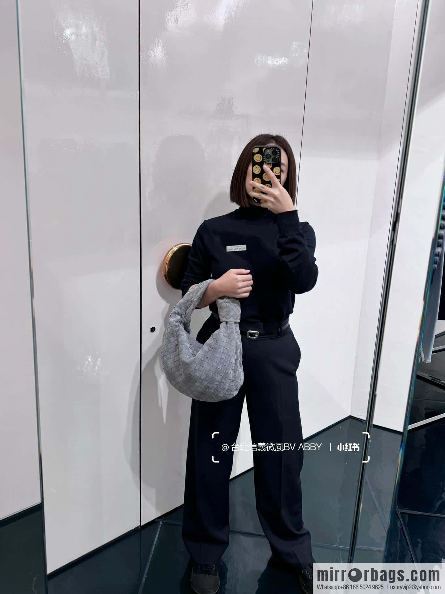 BV Jodie Shoulder Backpack 600261 Suede Silver Grey