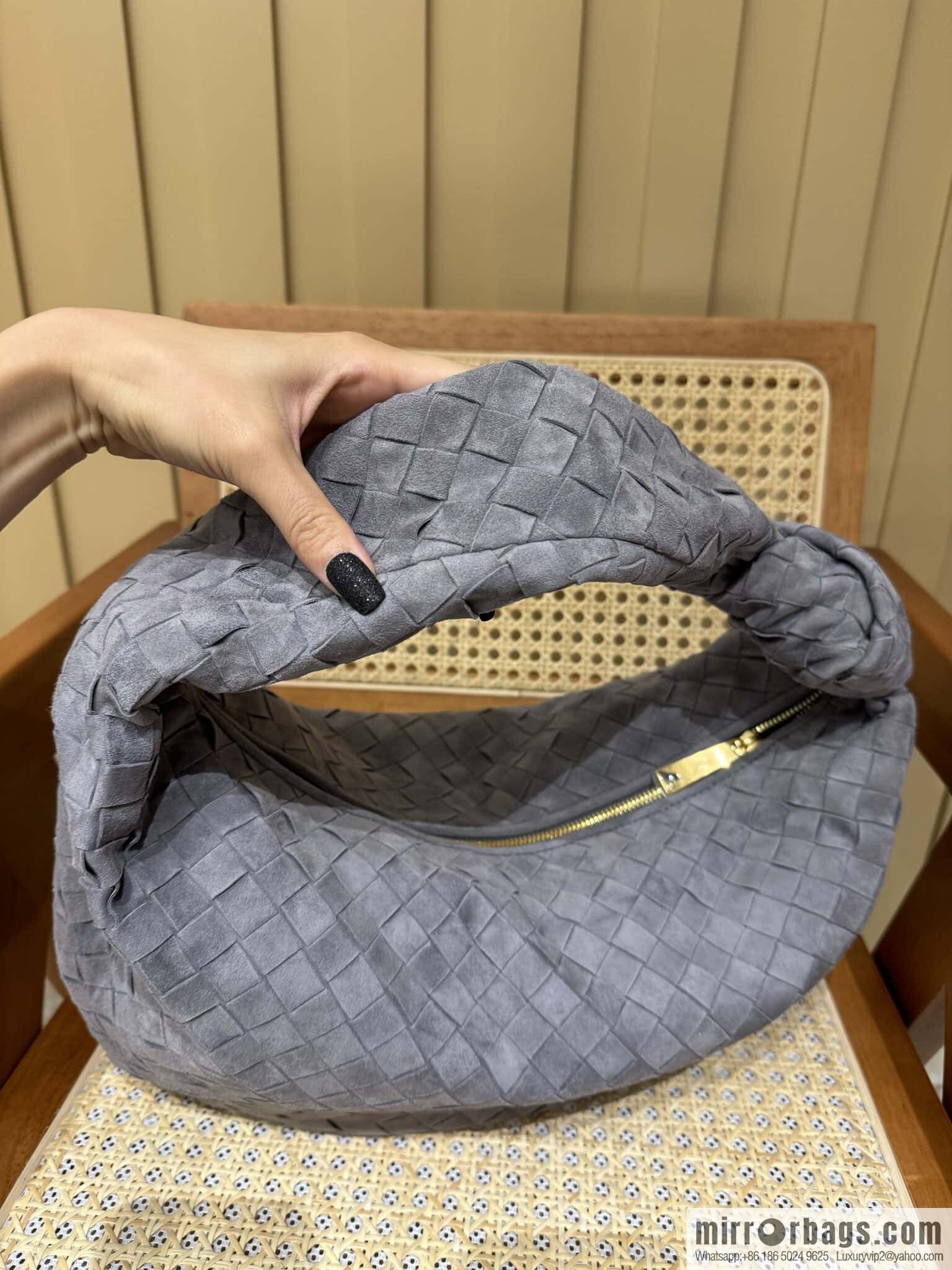 BV Jodie Shoulder Backpack 600261 Suede Silver Grey