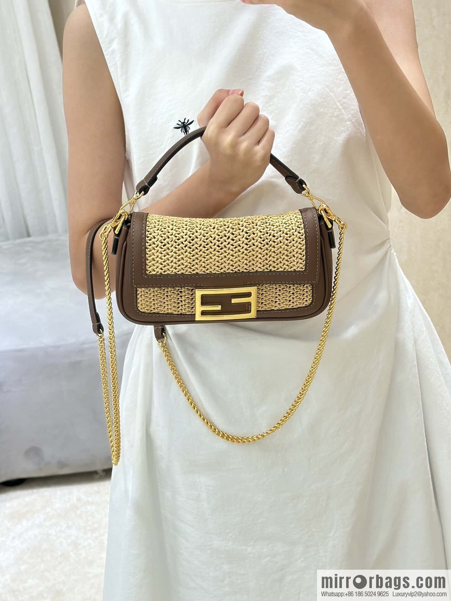 FENDI Baguette hand-woven raffia handbag, model number: 8666S red-brown