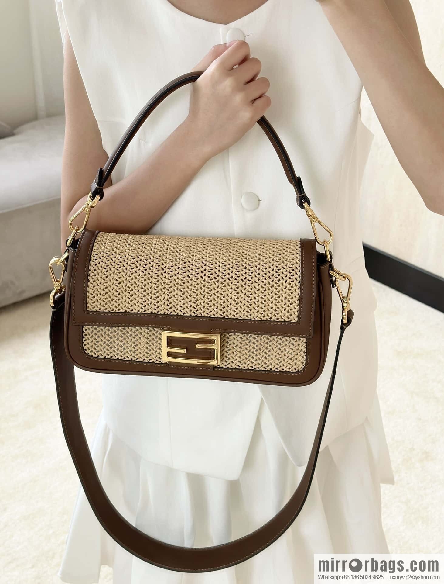 FENDI Baguette handwoven raffia handbag, model number: model number: 8666L red brown