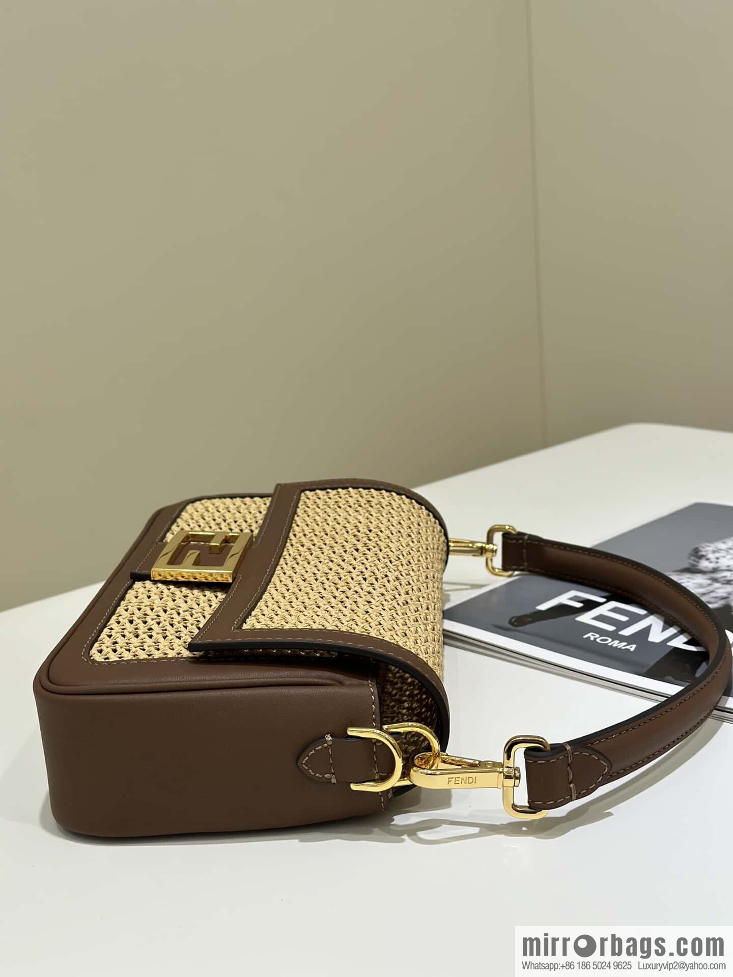 FENDI Baguette handwoven raffia handbag, model number: model number: 8666L red brown