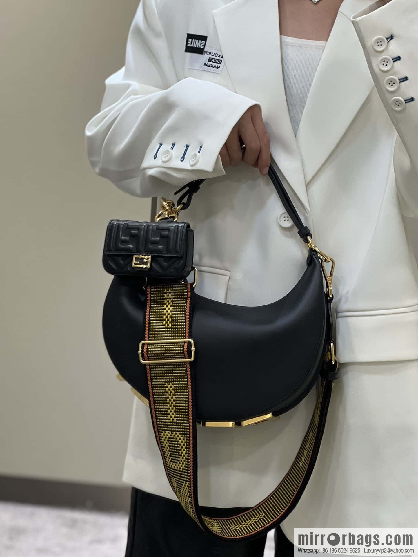 FENDI Fendigraphy armpit bag, model number: 80056m black
