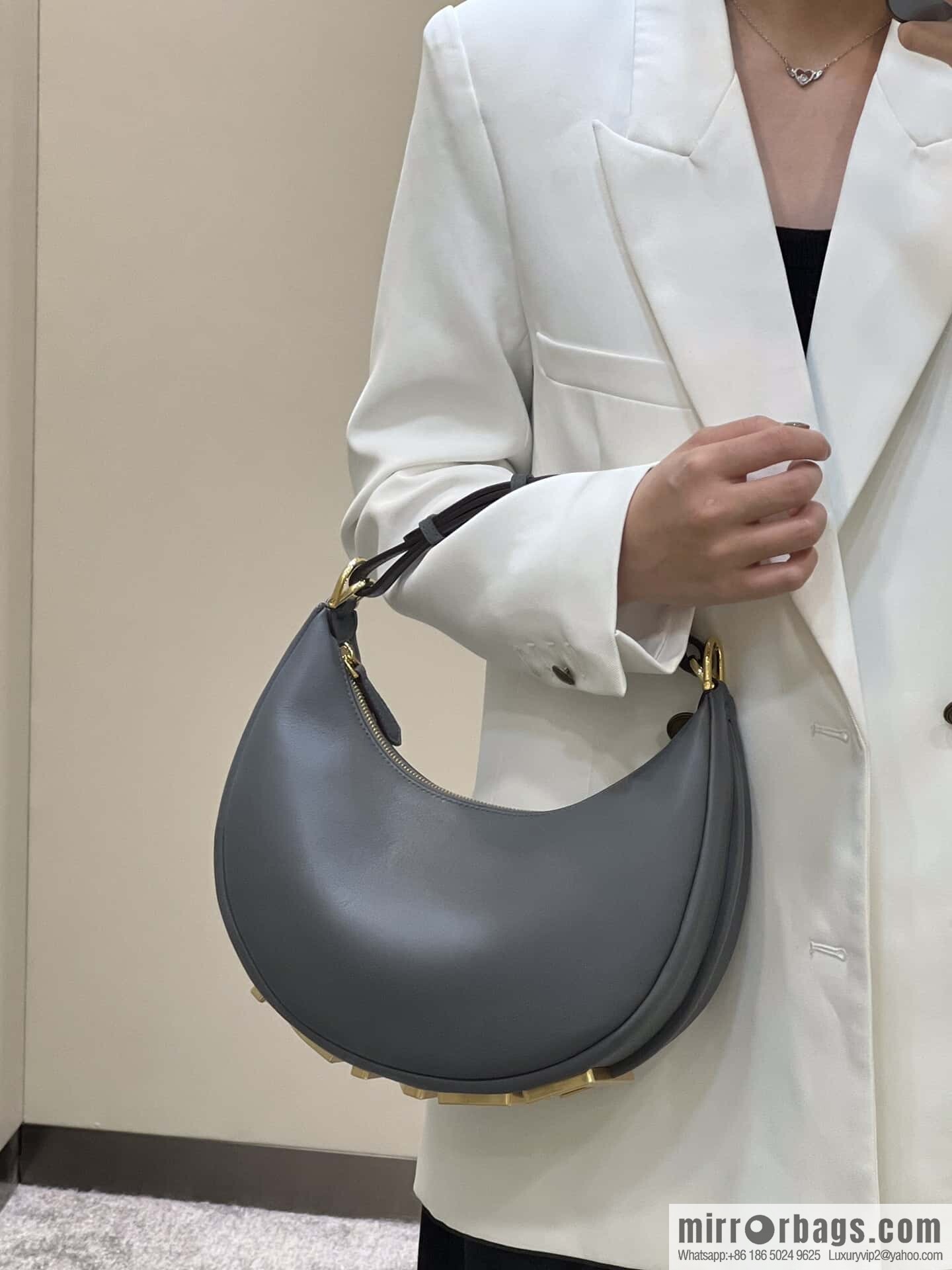 FENDI Fendigraphy armpit bag, model number: 80056m gray