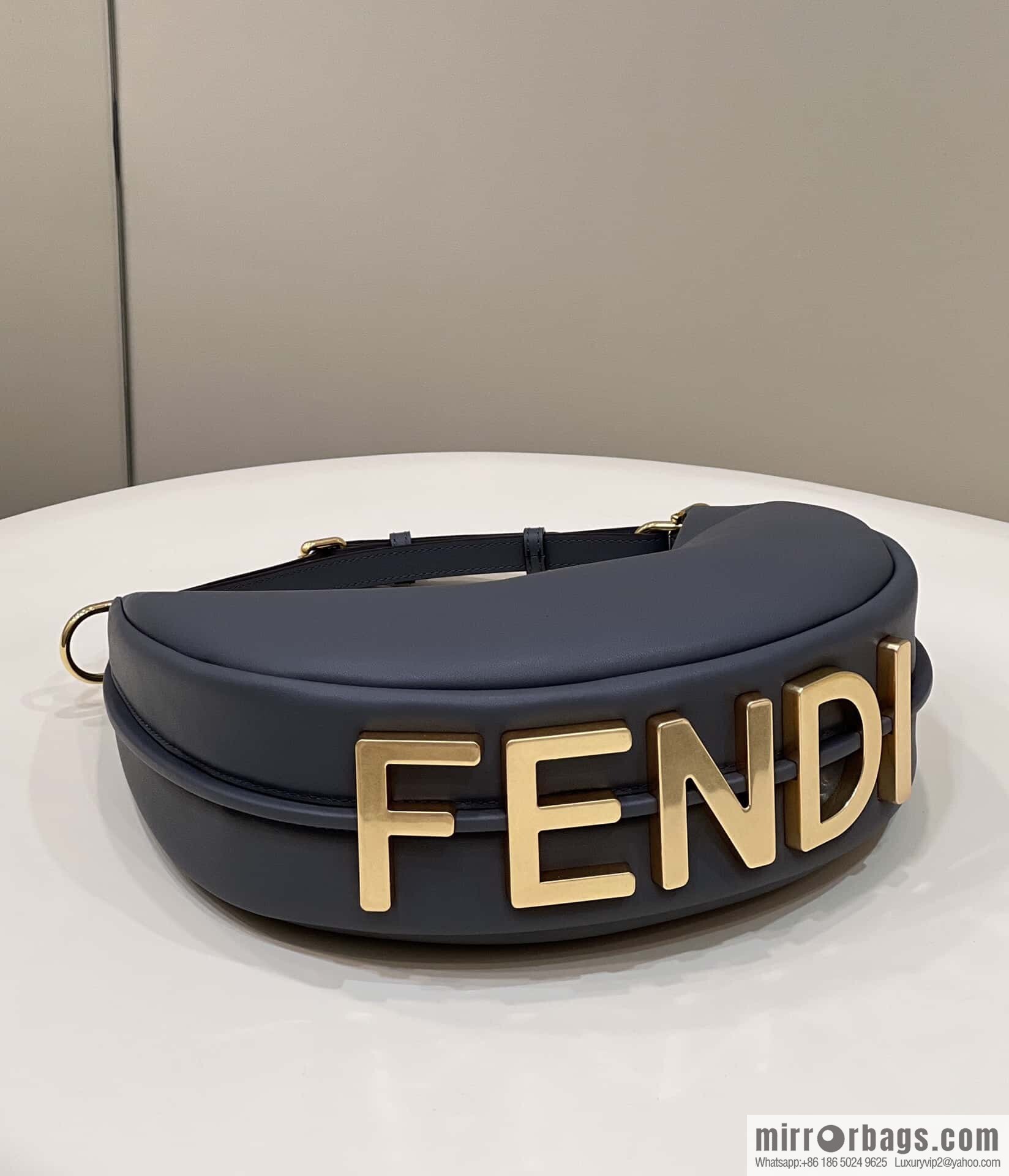 FENDI Fendigraphy armpit bag, model number: 80056m gray