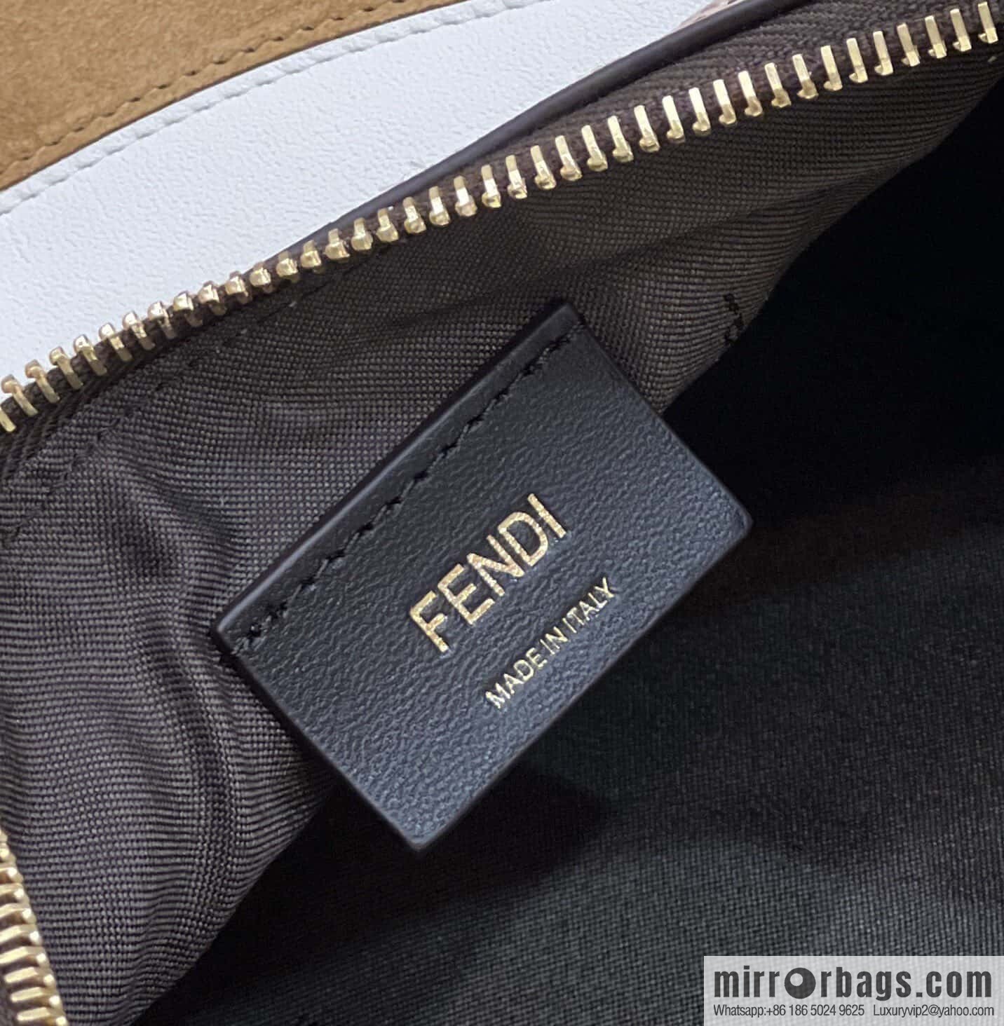 FENDI Fendigraphy armpit bag, model number: 80056m color matching