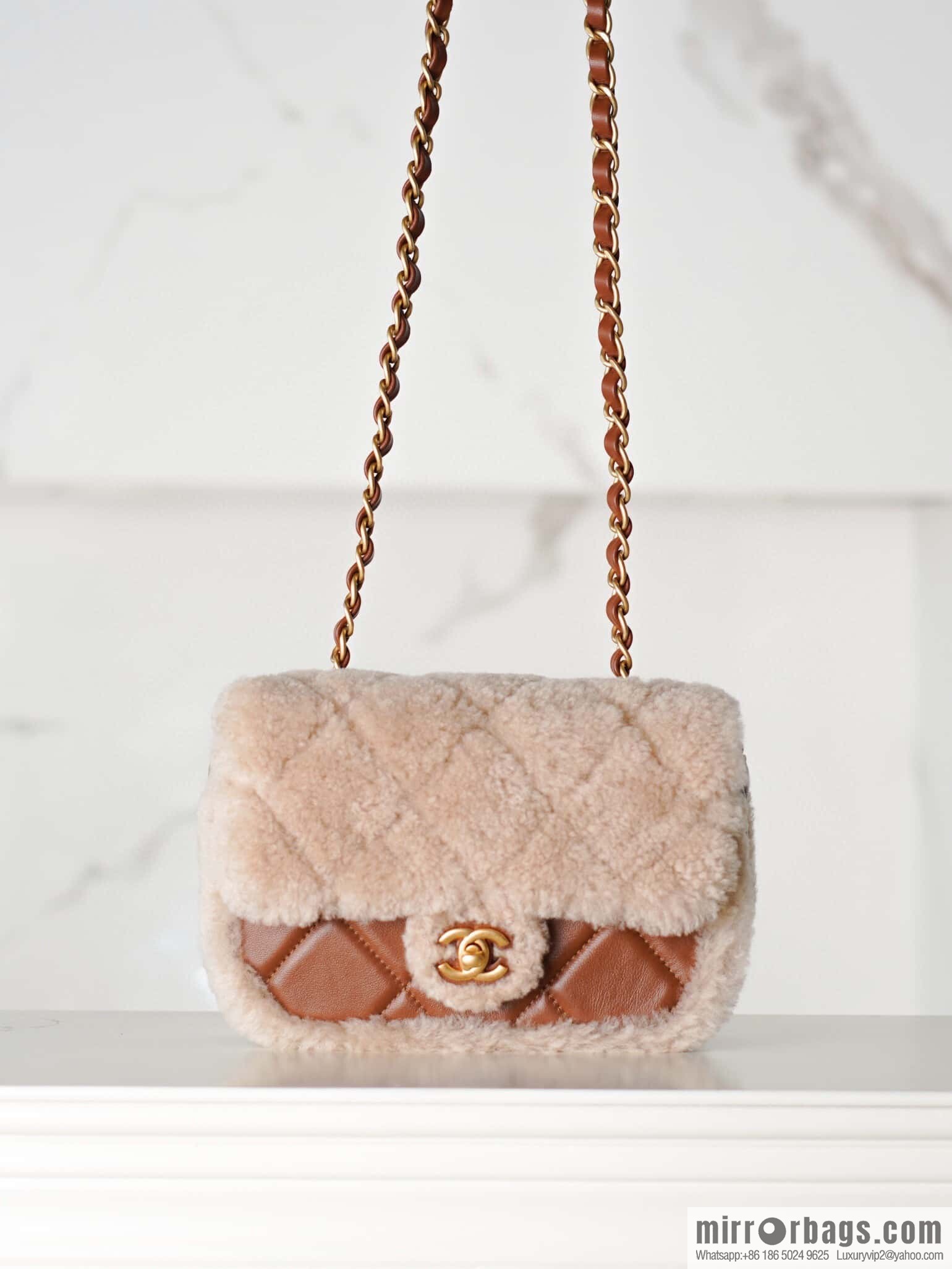 𝗖𝗵𝗮𝗻𝗲𝗹 𝟮𝟰𝗸 catwalk model | Teddy bear 🧸 lamb wool S AS5148