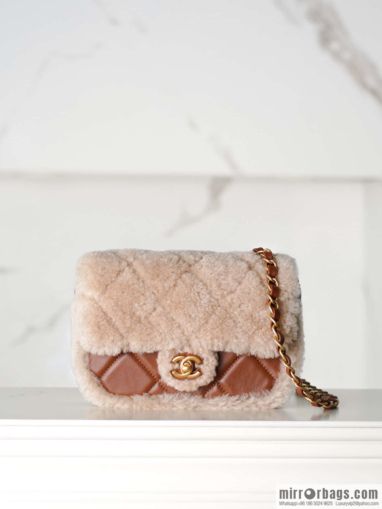 𝗖𝗵𝗮𝗻𝗲𝗹 𝟮𝟰𝗸 catwalk model | Teddy bear 🧸 lamb wool S AS5148