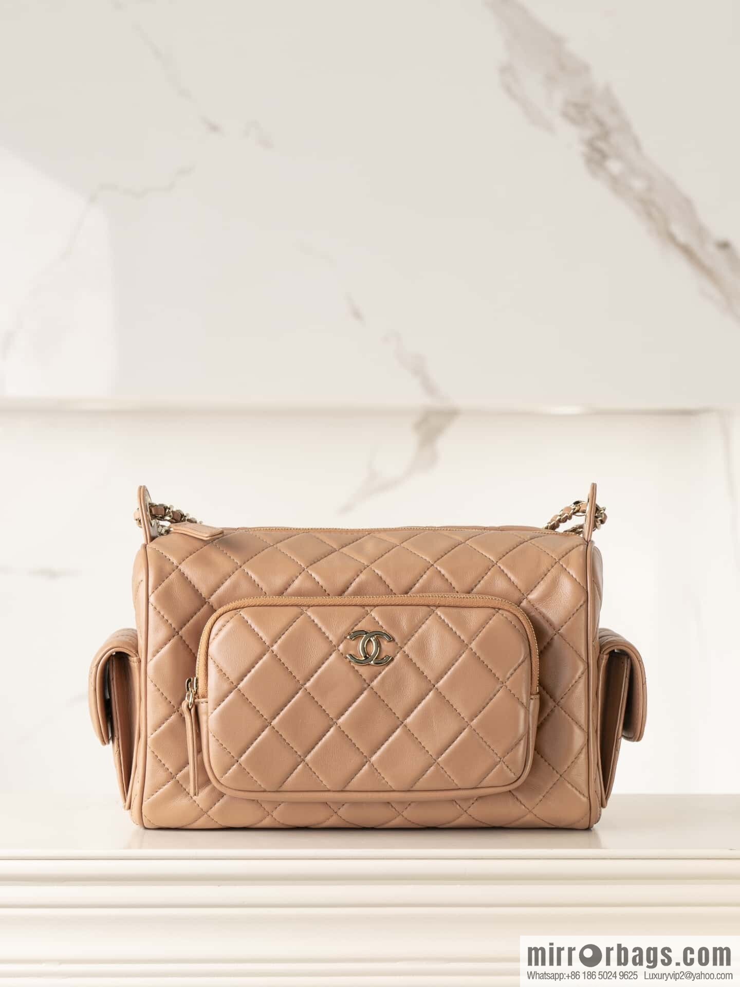 𝐂𝐇𝐀𝐍𝐄𝐋 𝟐𝟒𝐤 Camera Bag, Caramel 📷 AS5156