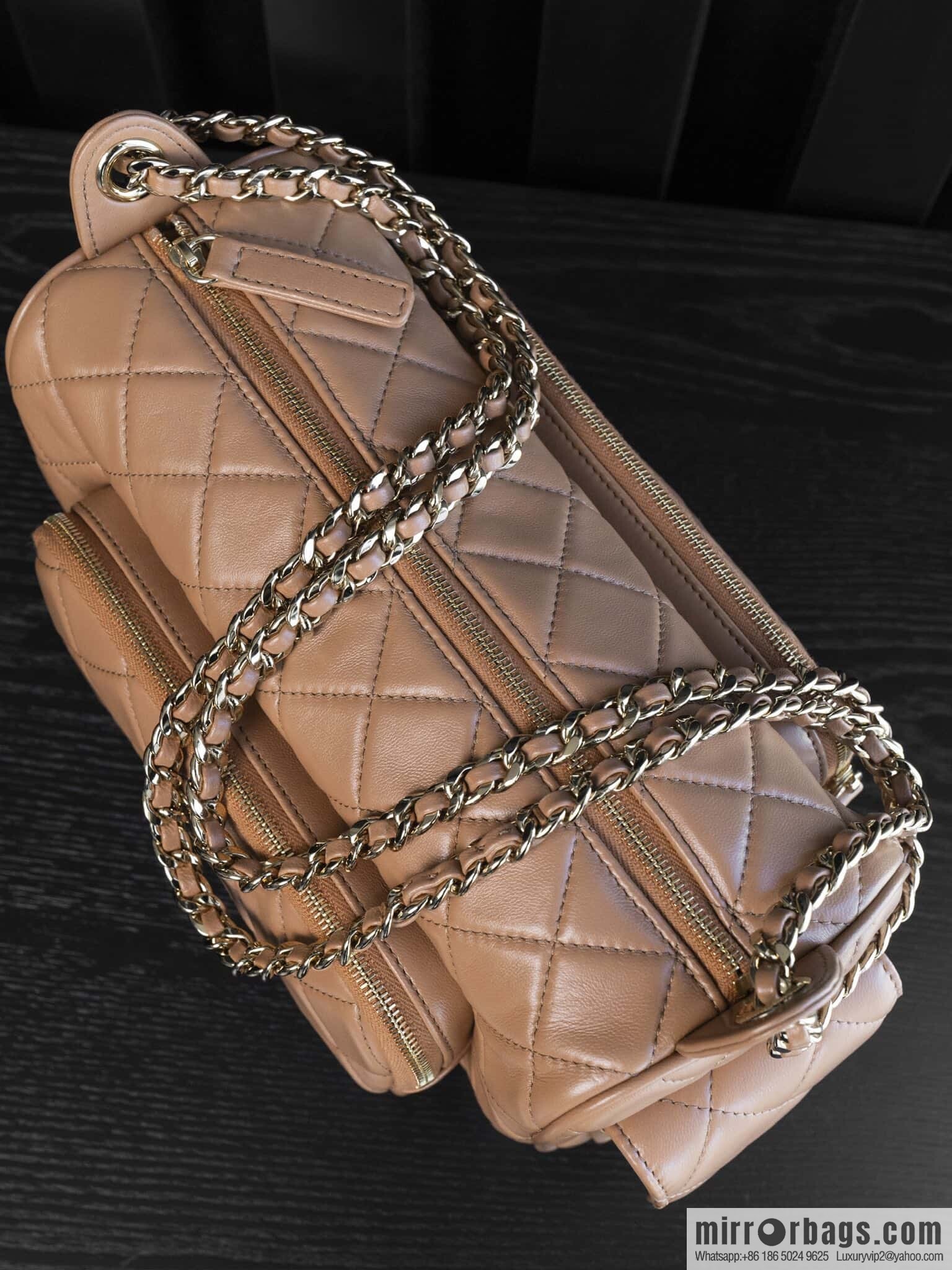𝐂𝐇𝐀𝐍𝐄𝐋 𝟐𝟒𝐤 Camera Bag, Caramel 📷 AS5156