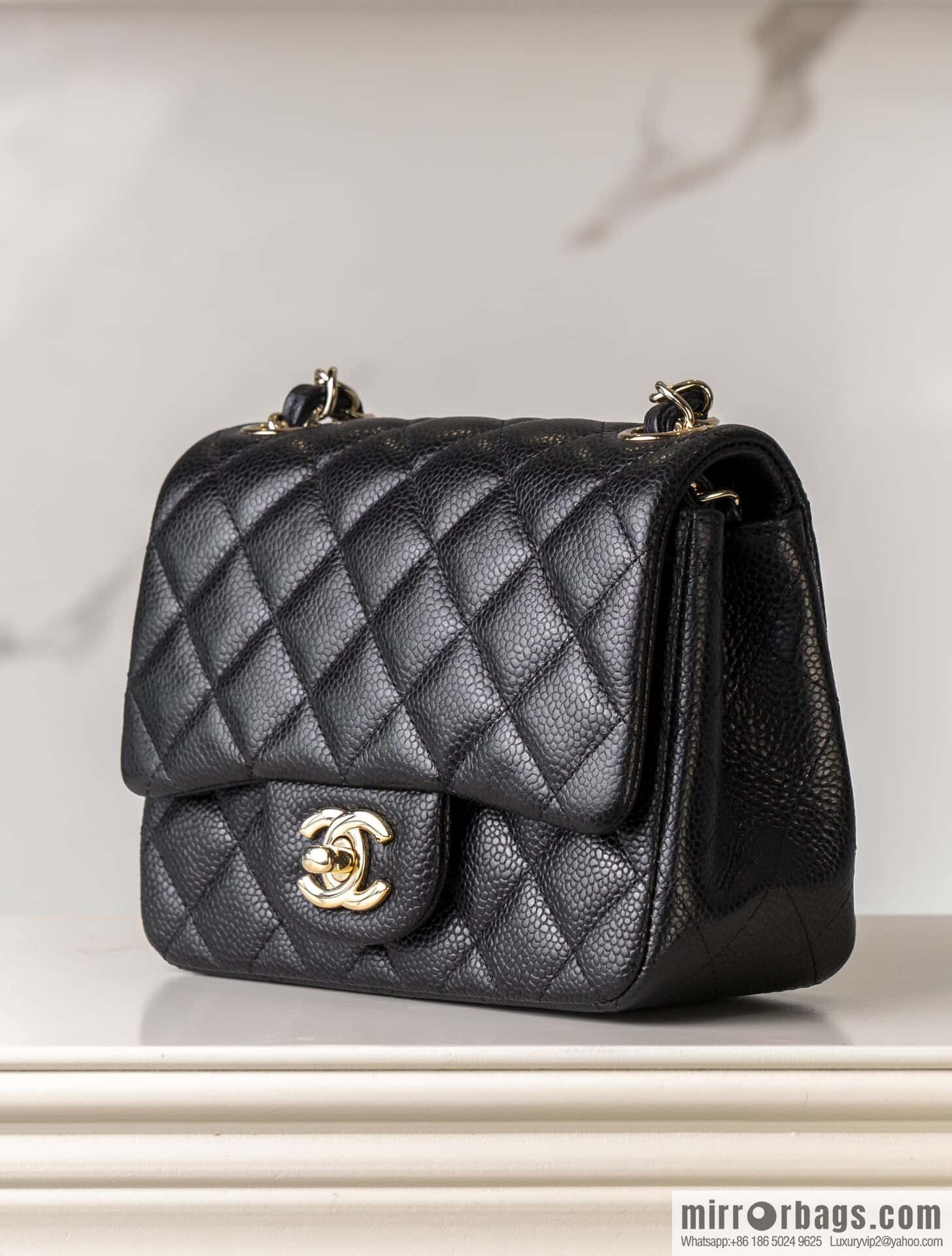 𝗖𝗹𝗮𝘀𝘀𝗶𝗰 𝗙𝗹𝗮𝗽 | genuine skin lychee pattern, Fatty Fang, black gold 🖤 A01115