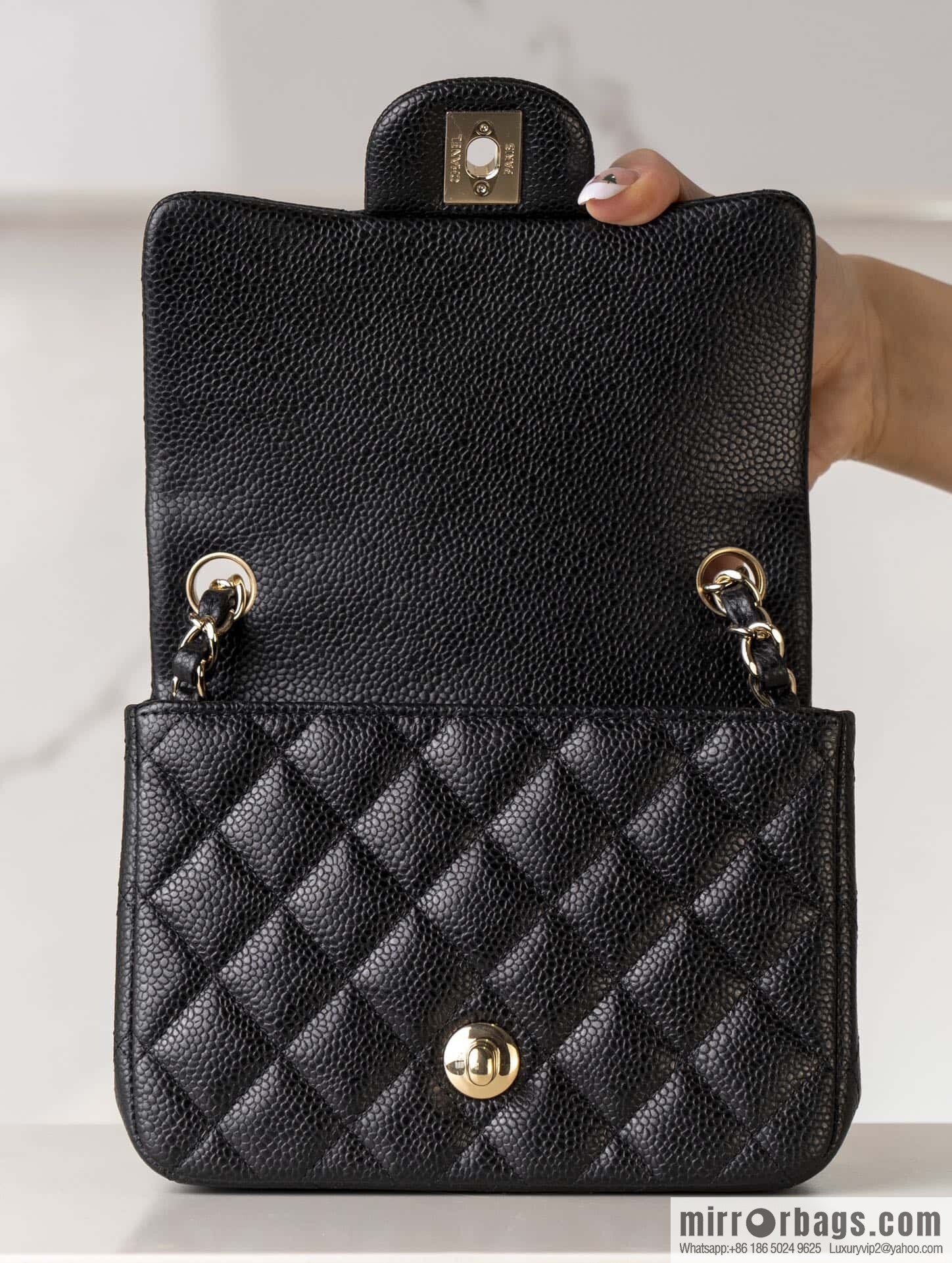 𝗖𝗹𝗮𝘀𝘀𝗶𝗰 𝗙𝗹𝗮𝗽 | genuine skin lychee pattern, Fatty Fang, black gold 🖤 A01115