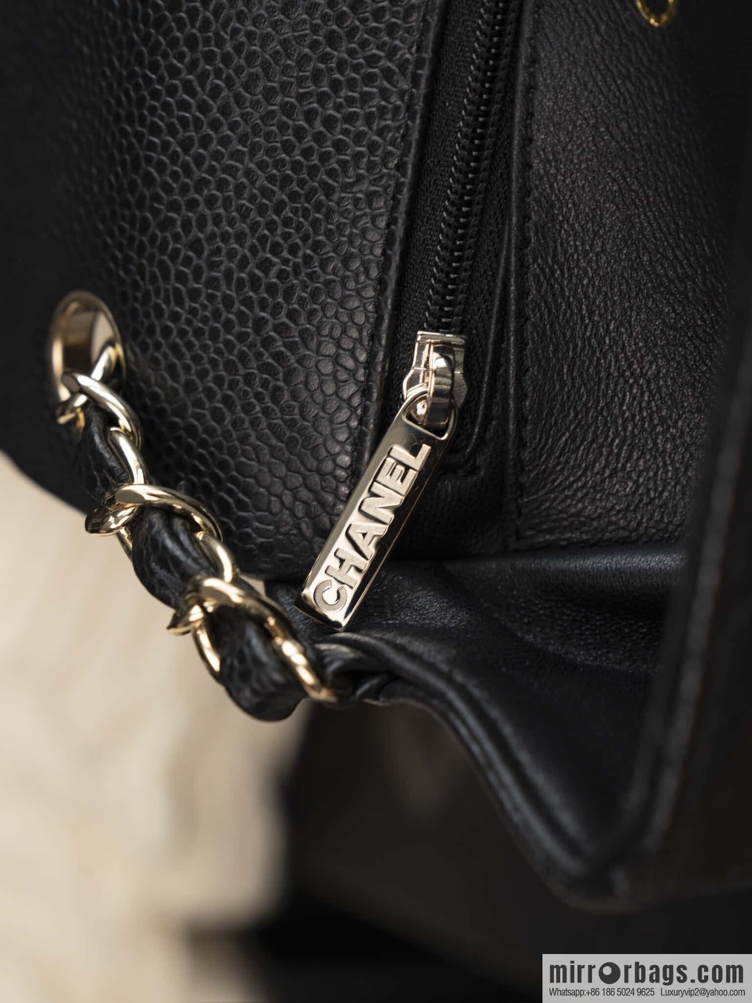 𝗖𝗹𝗮𝘀𝘀𝗶𝗰 𝗙𝗹𝗮𝗽 | genuine skin lychee pattern, Fatty Fang, black gold 🖤 A01115