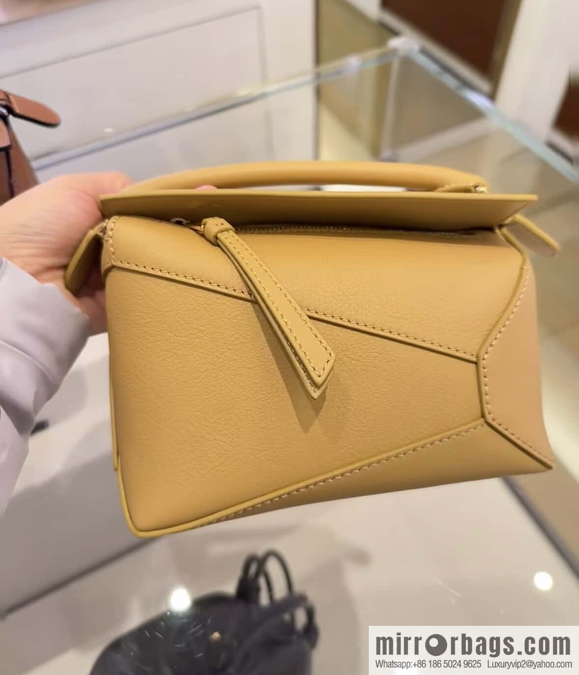 LOEWE puzzle new desert yellow 0680
