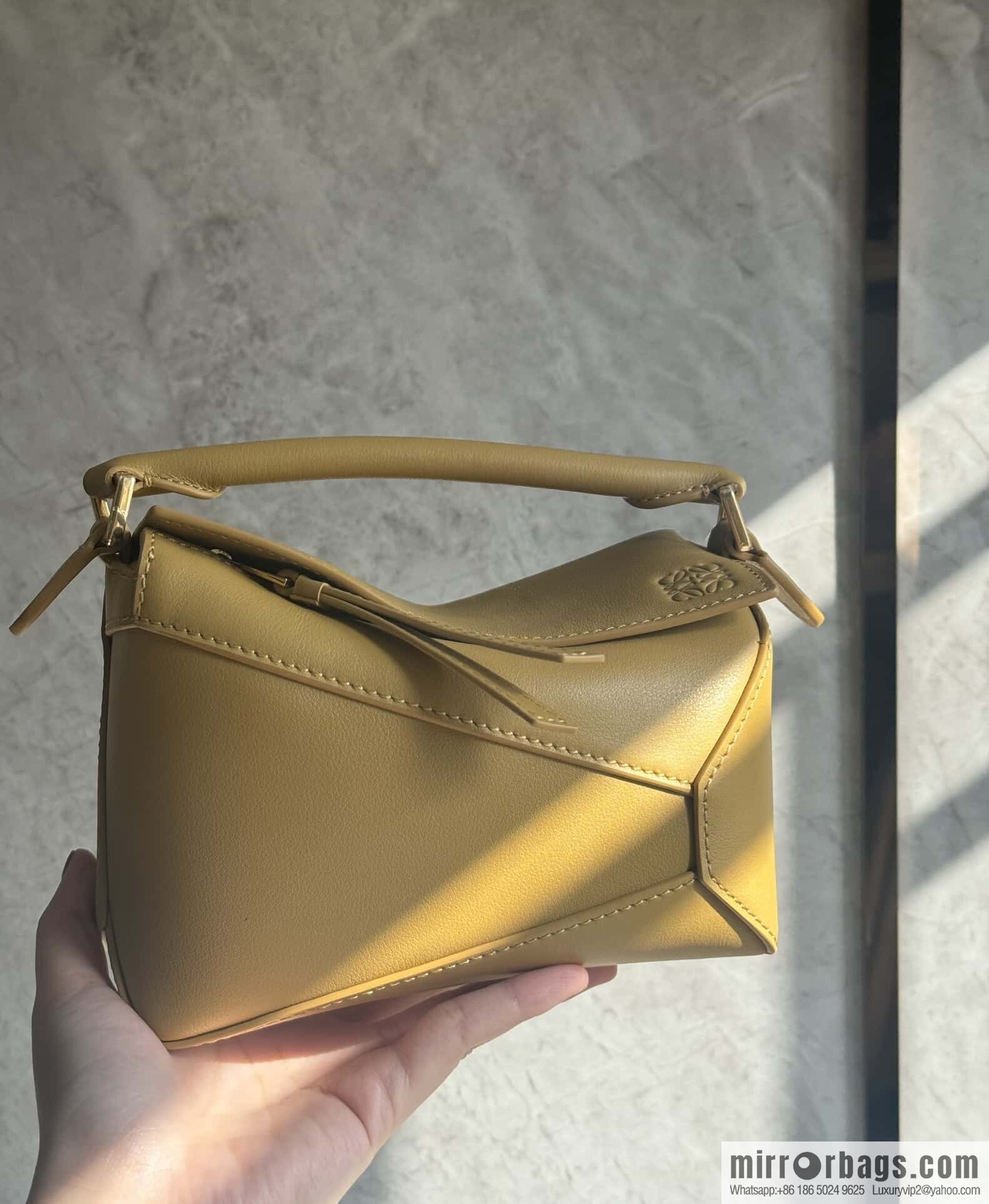 LOEWE puzzle new desert yellow 0680