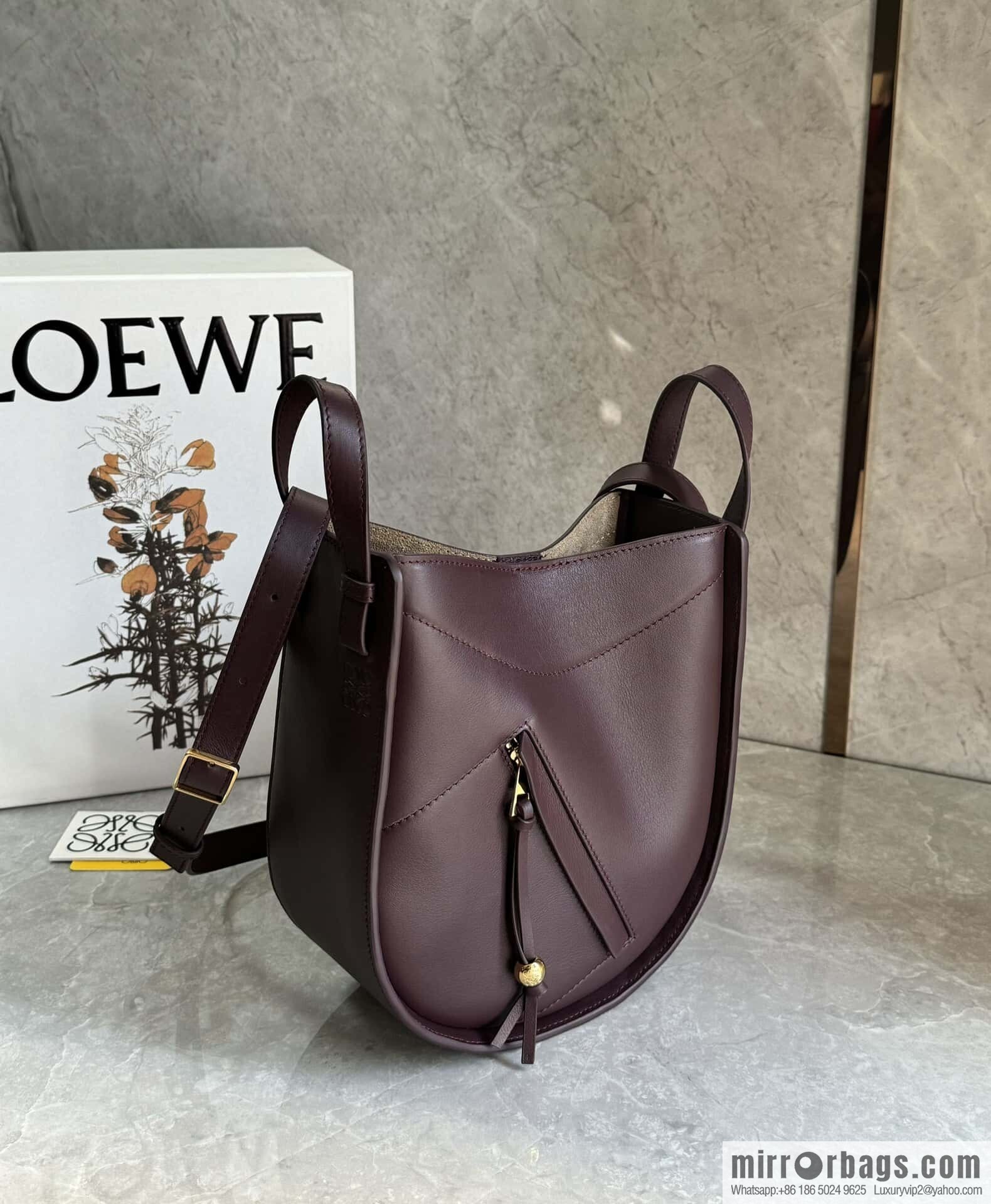 LOEWE new hammock arrival 🎉 0683 burgundy