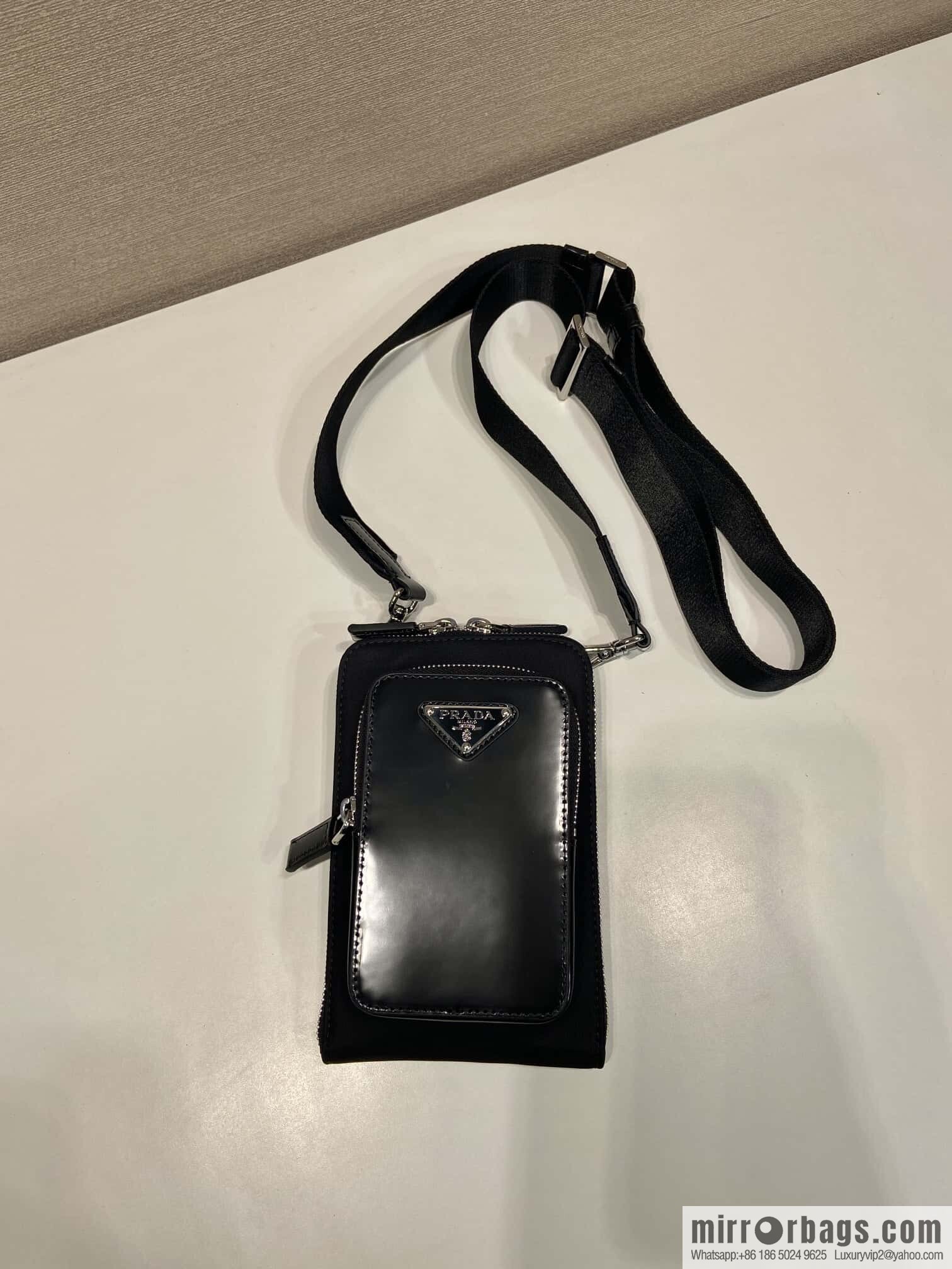 PRADA 🎉 new mobile phone bag 🎉 2ZT060 new product🎉🎉