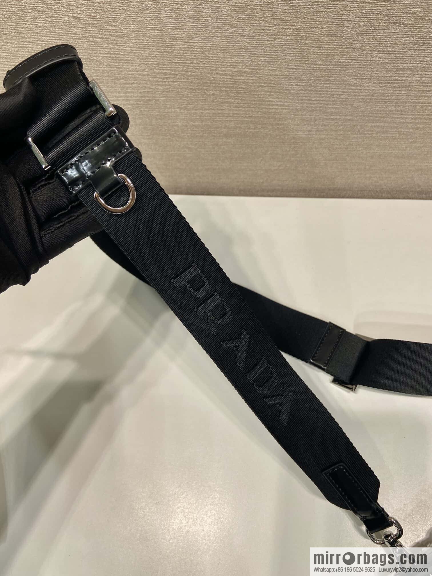 PRADA 🎉 new mobile phone bag 🎉 2ZT060 new product🎉🎉
