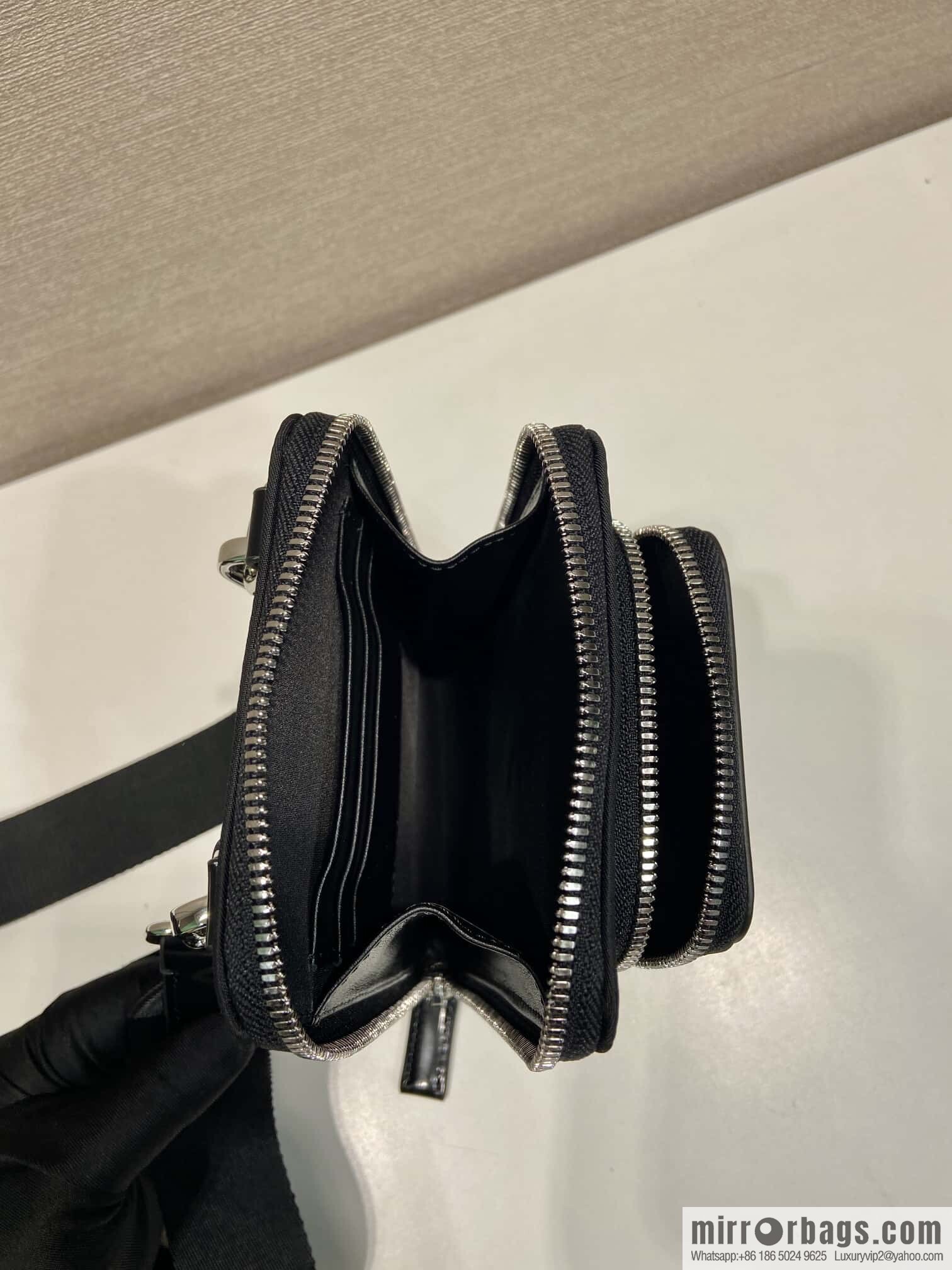 PRADA 🎉 new mobile phone bag 🎉 2ZT060 new product🎉🎉