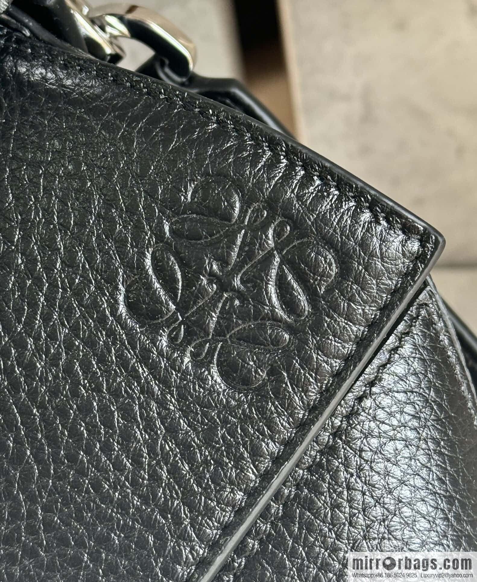 LOEWE new deerskin black silver puzzle 0158 black