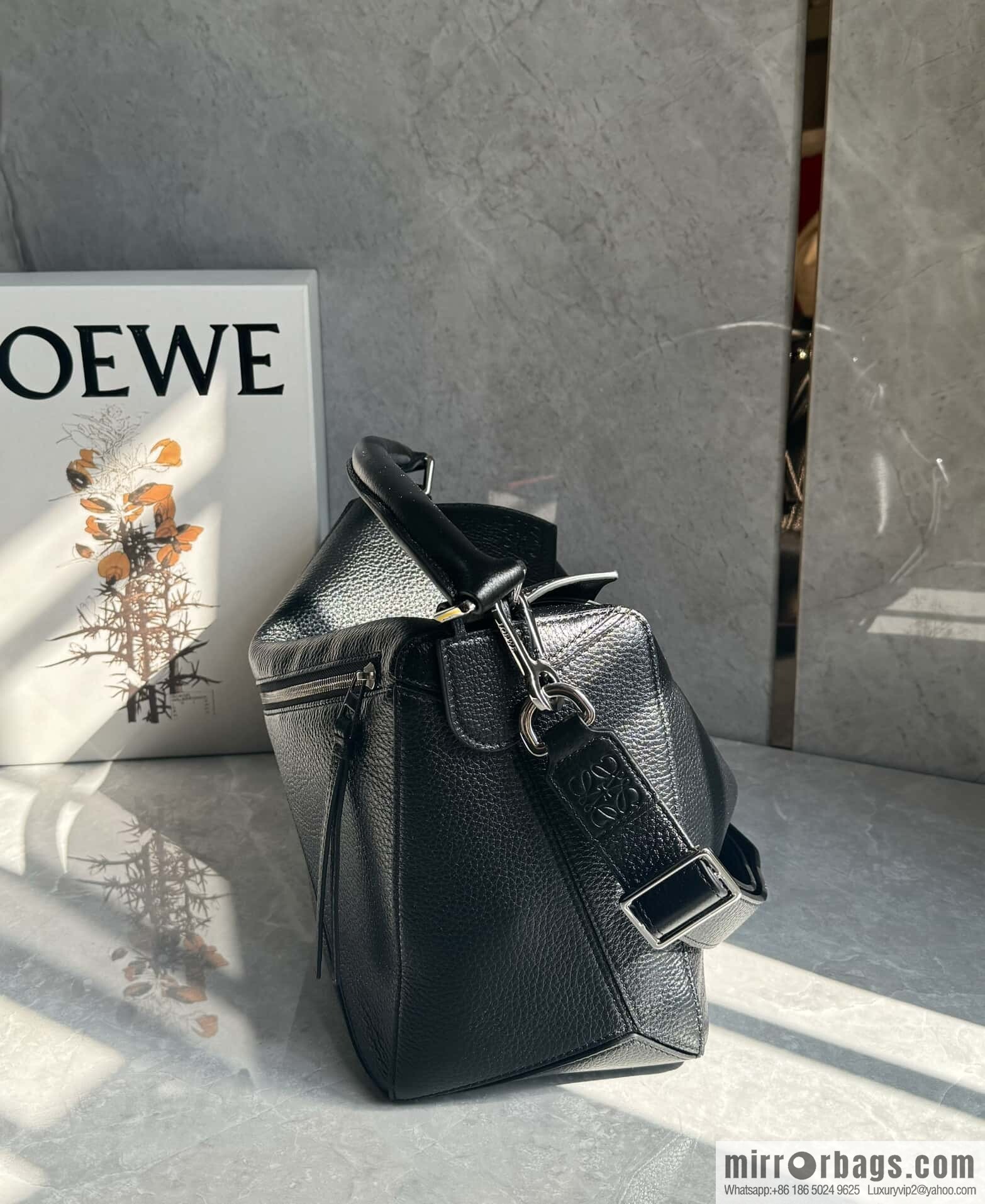 LOEWE new deerskin black silver puzzle 0158 black