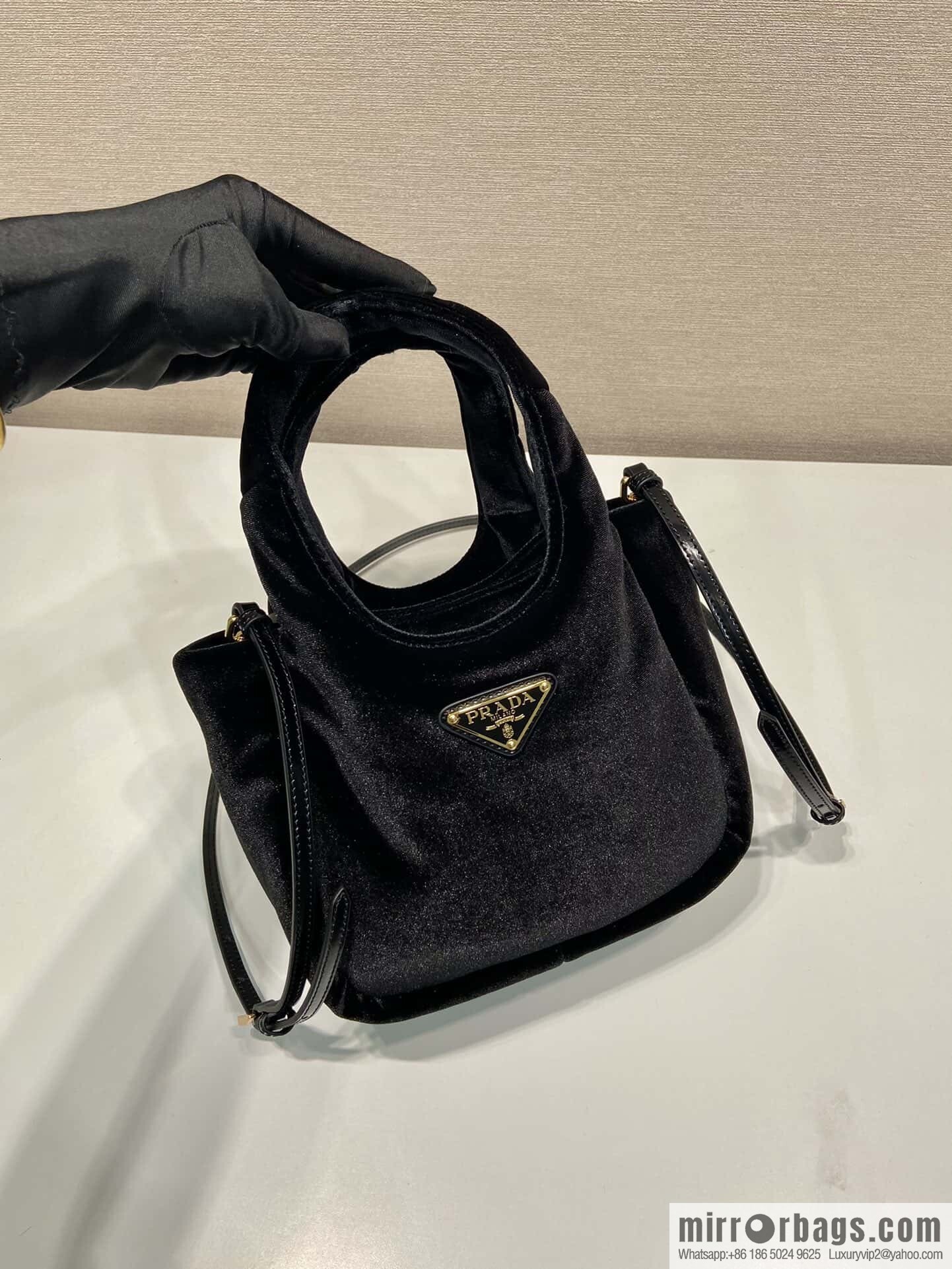 PRADA 🎉 Velvet Bucket Bag 🎉 1BA410🎉