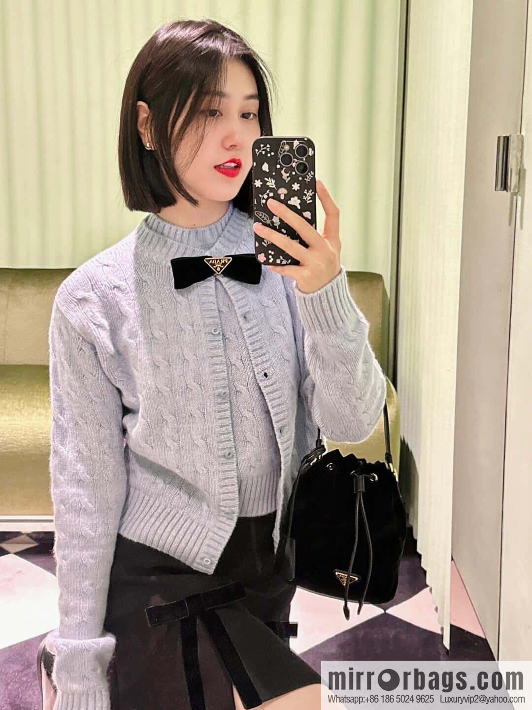 PRADA 🎉 Velvet Bucket Bag 🎉 1BE067 Velvet🎉🎉
