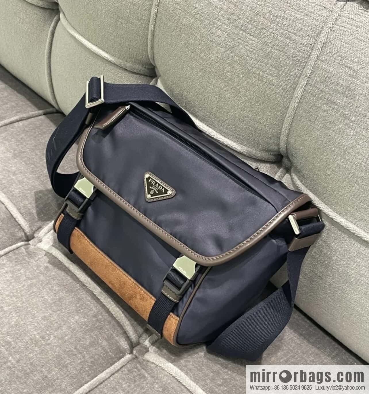 PRADA 🎉 new messenger bag 🎉 2VD066S🎉🎉