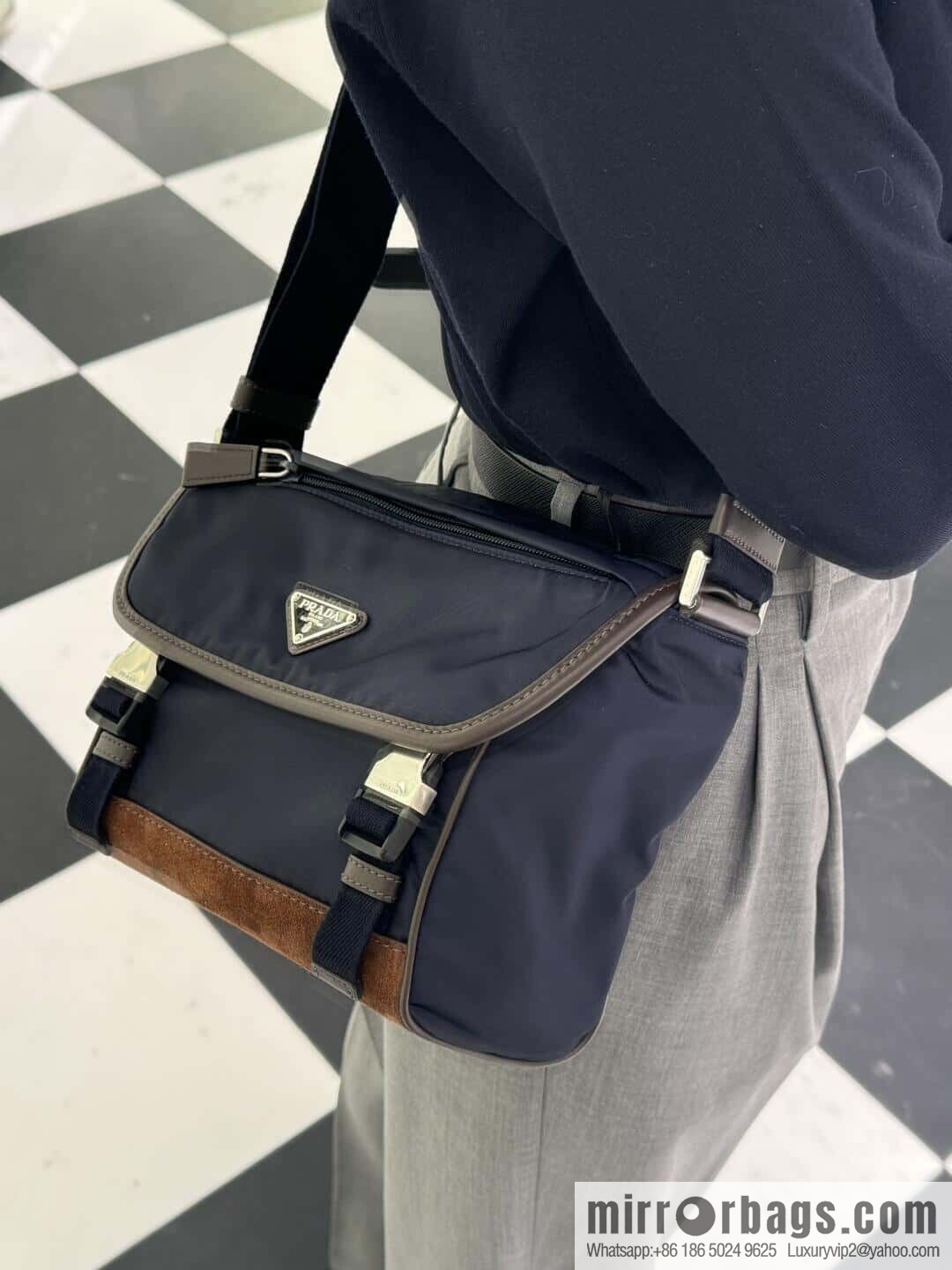 PRADA 🎉 new messenger bag 🎉 2VD066S🎉🎉