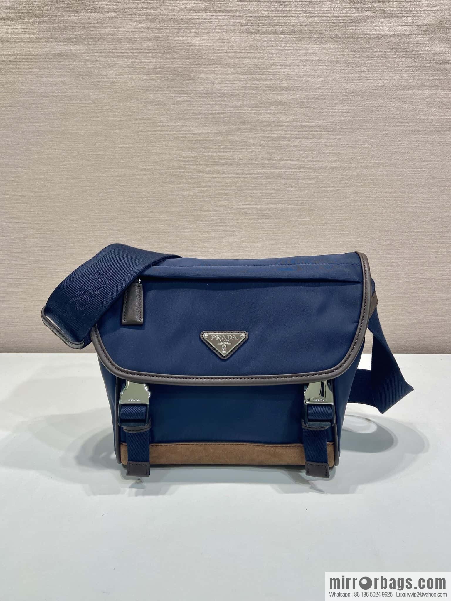 PRADA 🎉 new messenger bag 🎉 2VD066S🎉🎉