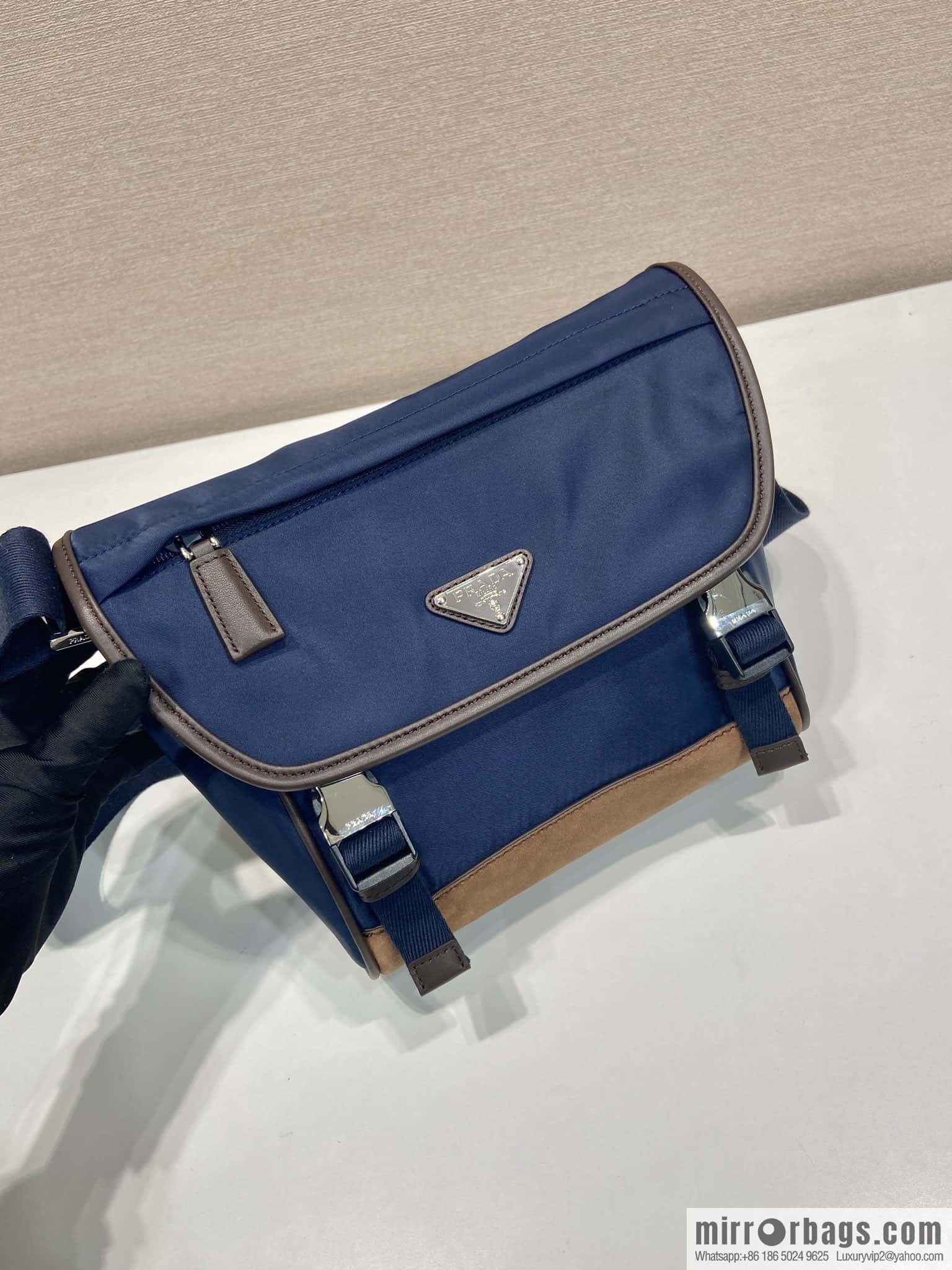 PRADA 🎉 new messenger bag 🎉 2VD066S🎉🎉
