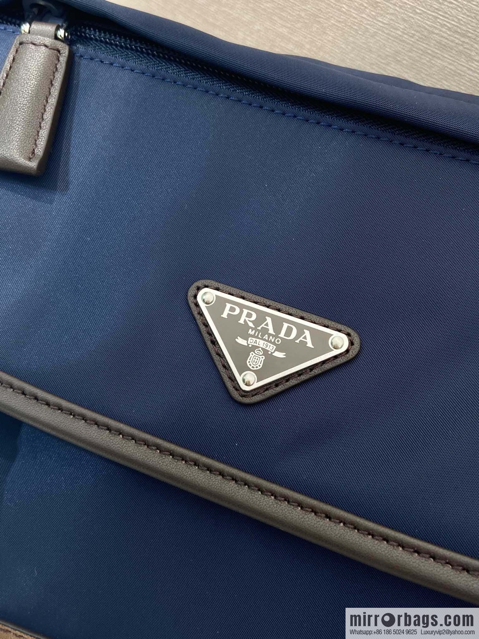 PRADA 🎉 new messenger bag 🎉 2VD066S🎉🎉