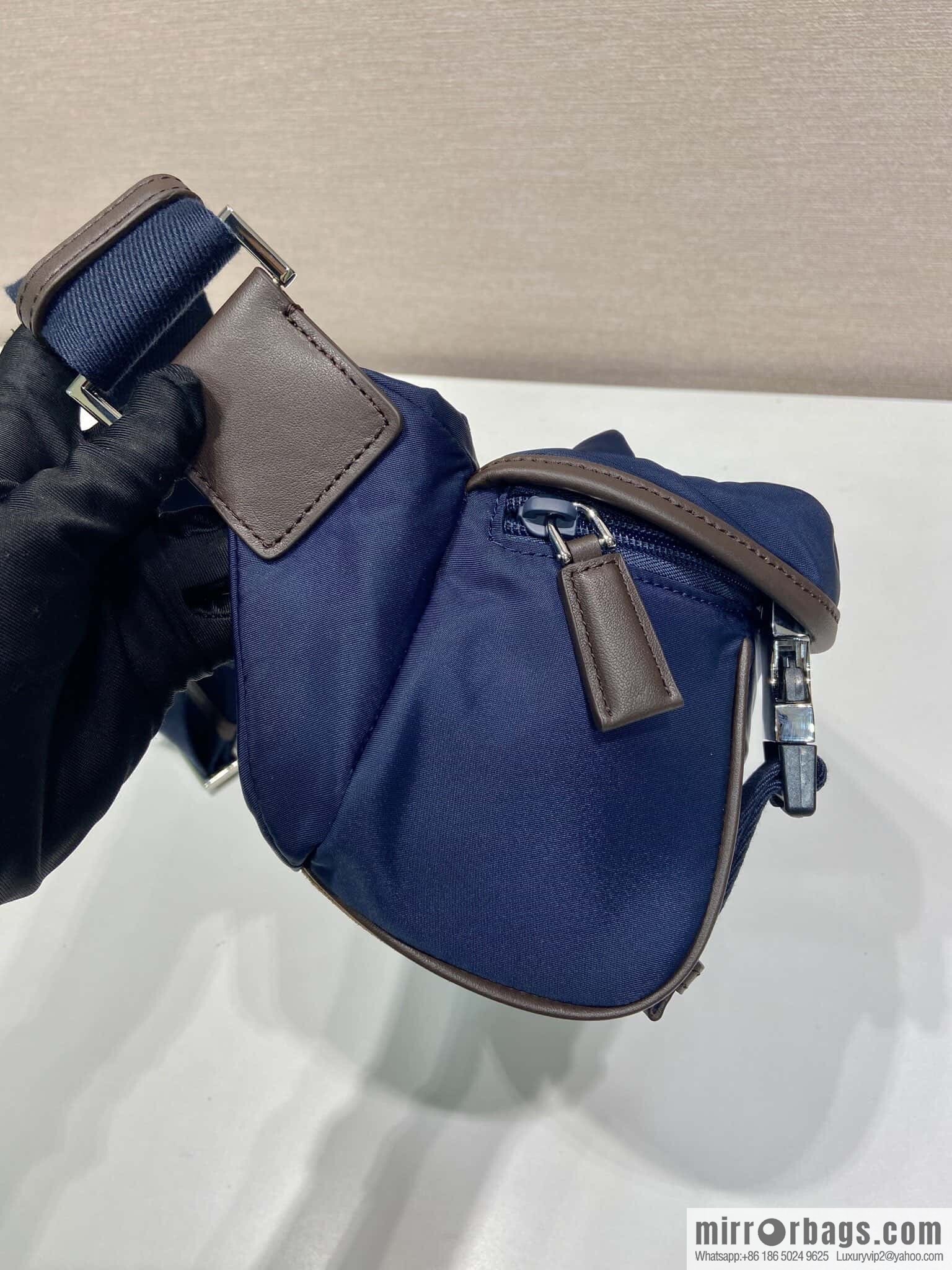 PRADA 🎉 Mini Courier Bag 🎉 2VH171 Mini🎉🎉