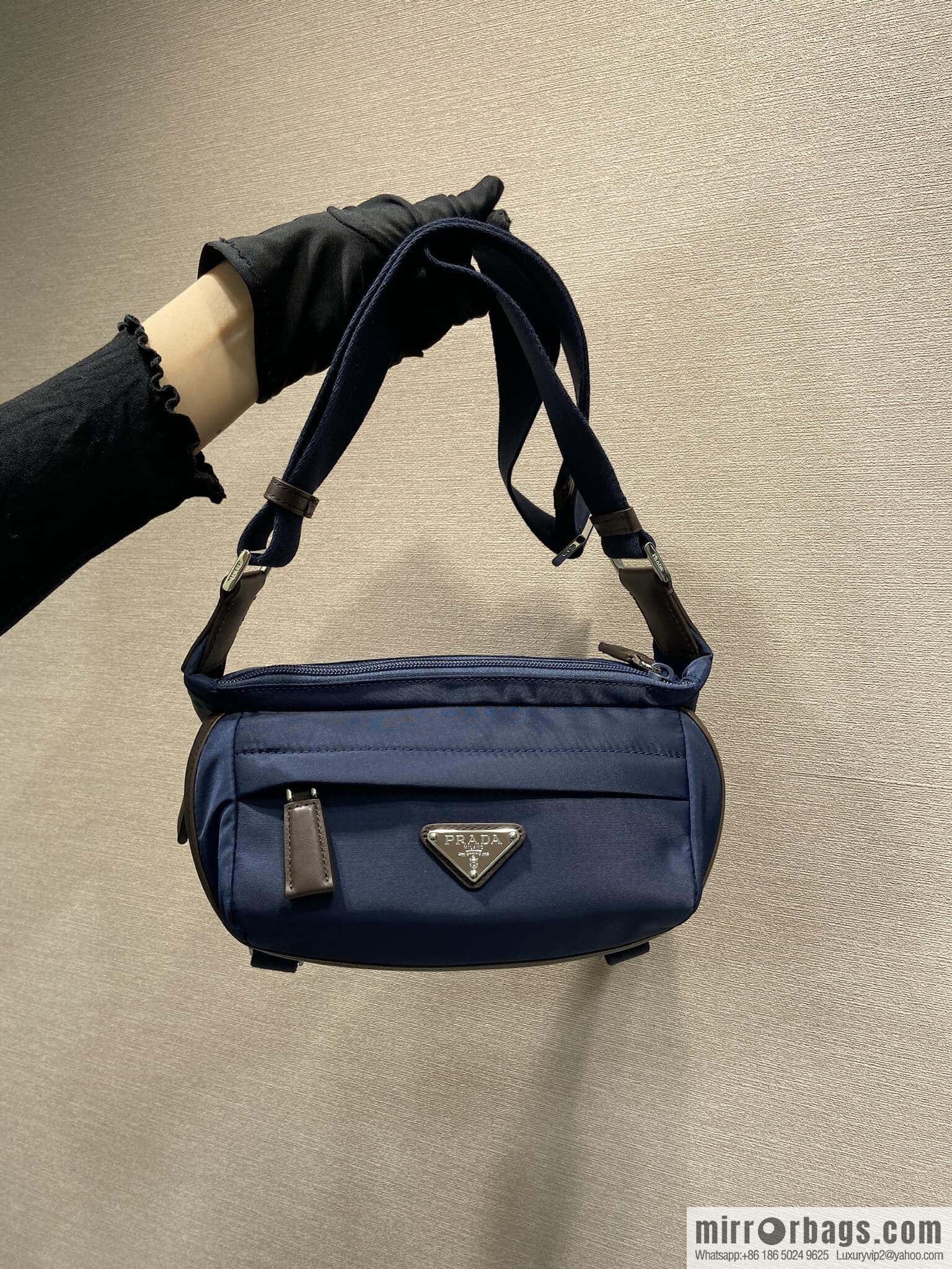 PRADA 🎉 Mini Courier Bag 🎉 2VH171 Mini🎉🎉